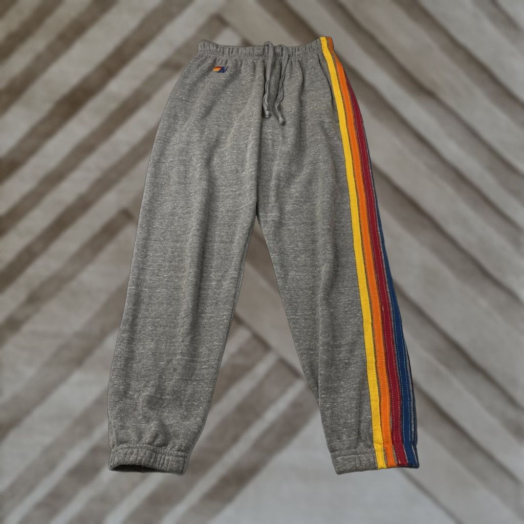 Aviator Nation VINTAGE Aviator Nation Striped Sweatpants Pants Women’s XS Gray Stripe Activewear Sweatpants Womens XS Gray Striped Size 26" / US 2 / IT 38 - 1 Thumbnail