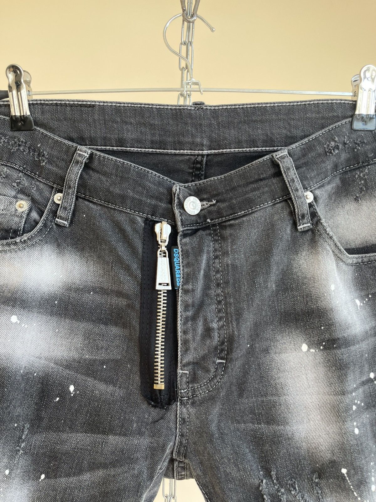 Dsquared2 Dsquared2 Distressed Washed Denim Paint-Splattered Shorts 50 Size US 34 / EU 50 - 9 Thumbnail