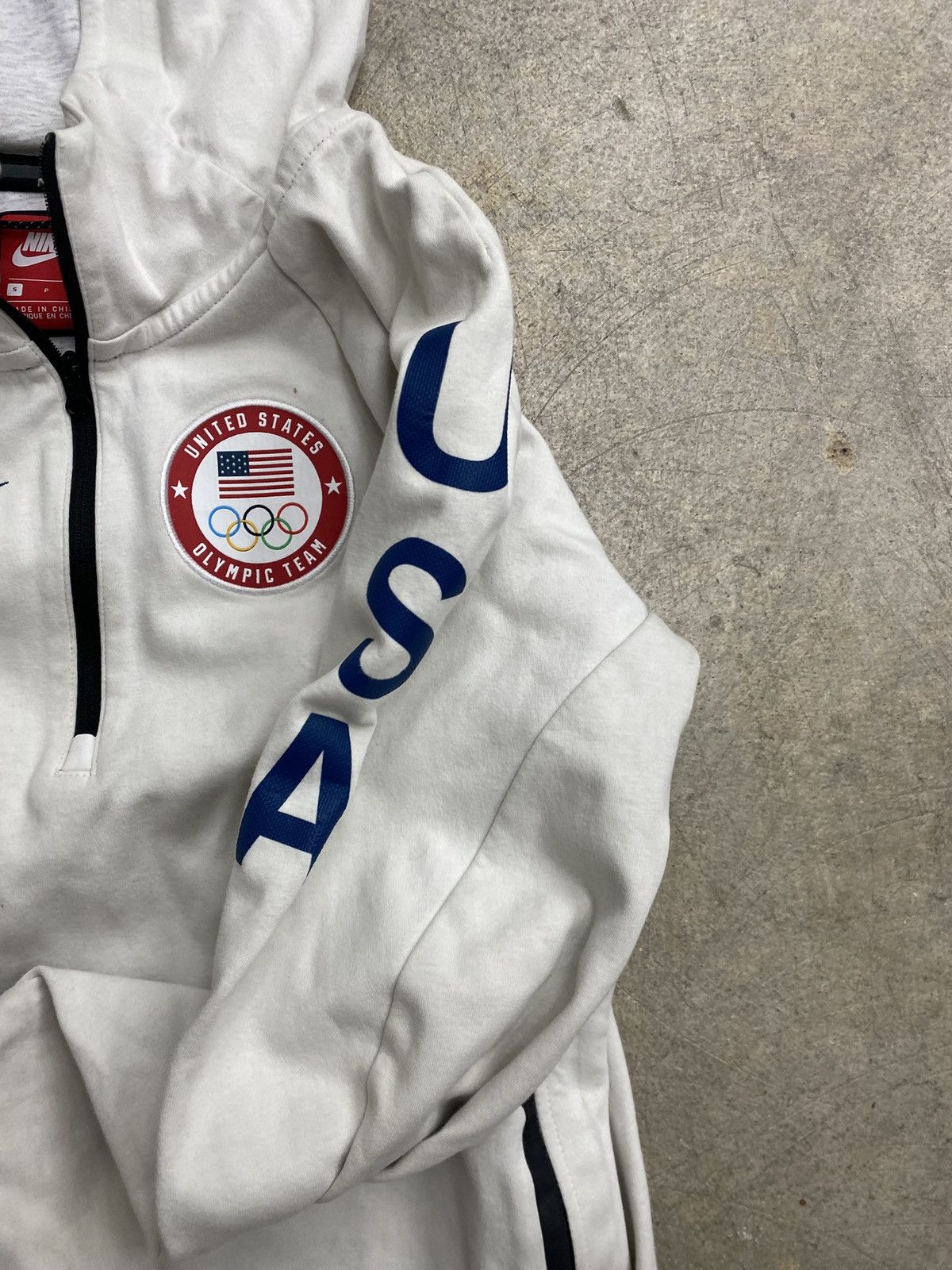 Nike Nike Olympics White Team Issued Jacket Size US S / EU 44-46 / 1 - 3 Thumbnail