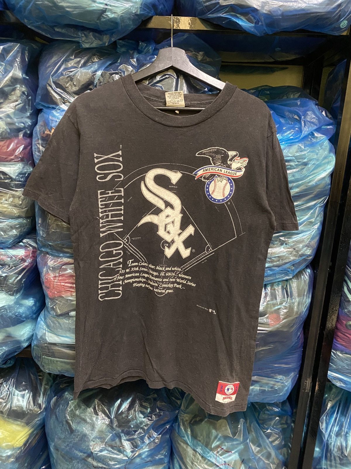 MLB Vintage 90s Nutmeg Mills Chicago White Sox T-Shirt USA Made Size US M / EU 48-50 / 2 - 2 Thumbnail