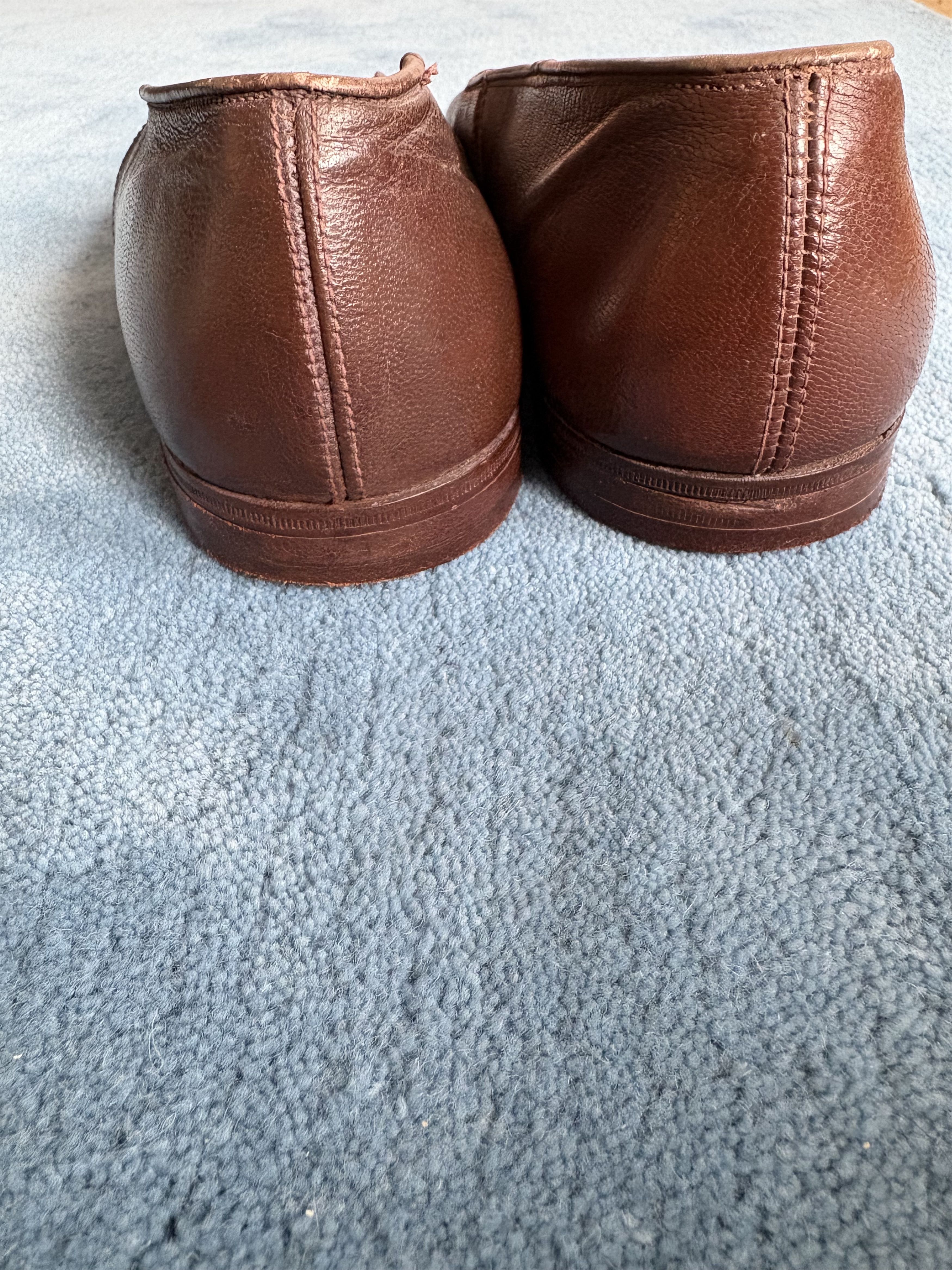 Other Vintage G.T. Hawkins Leather Slip-Ons (1946) Size US 6 / EU 39 - 5 Thumbnail