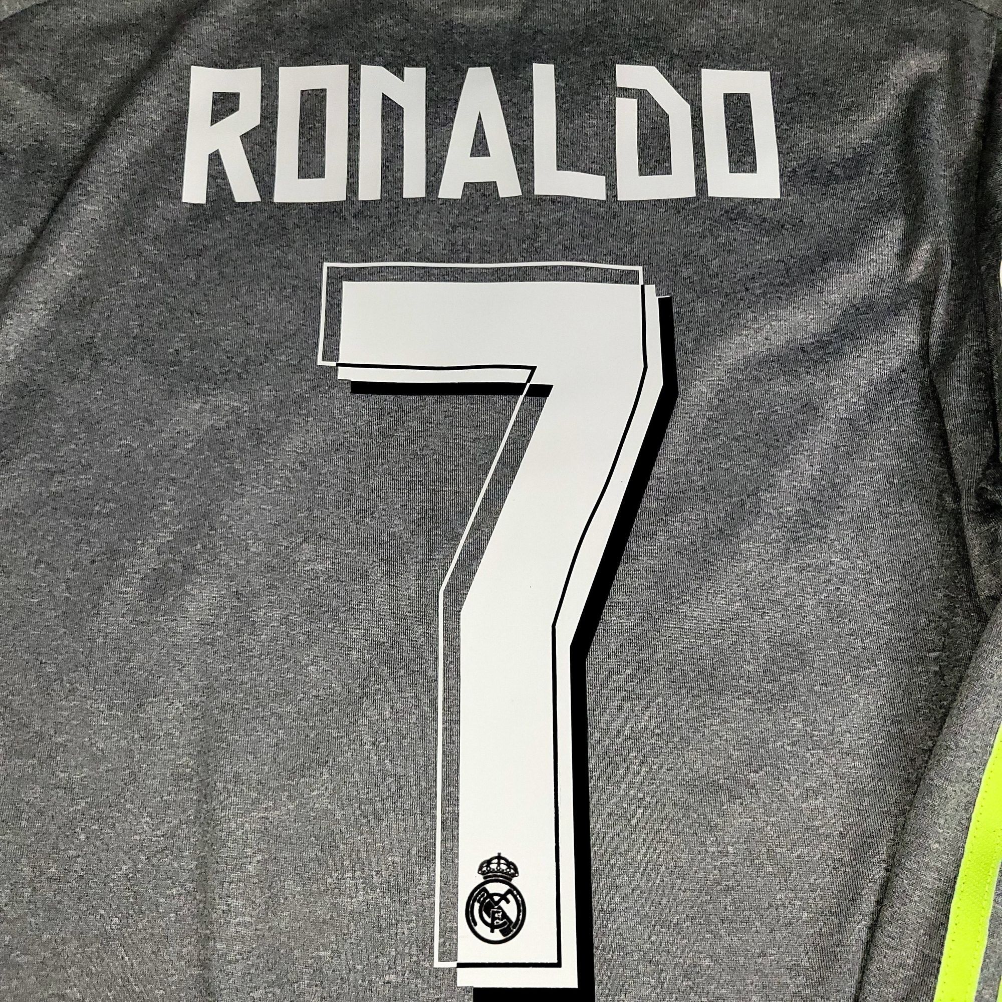 Adidas Ronaldo Real Madrid 2015 2016 Away Long Sleeve Soccer Jersey Size US M / EU 48-50 / 2 - 4 Thumbnail