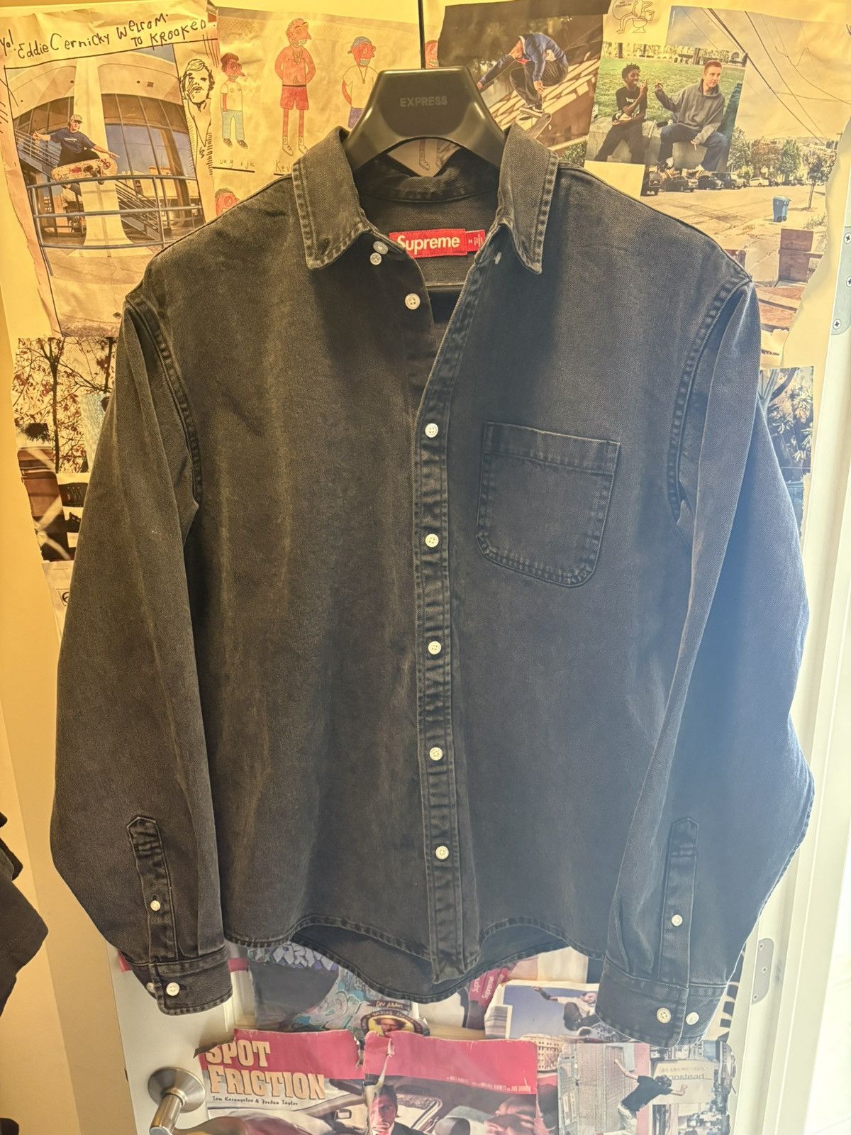 Supreme *NEW* Supreme Appliqué Denim Shirt Size US M / EU 48-50 / 2 - 16 Thumbnail