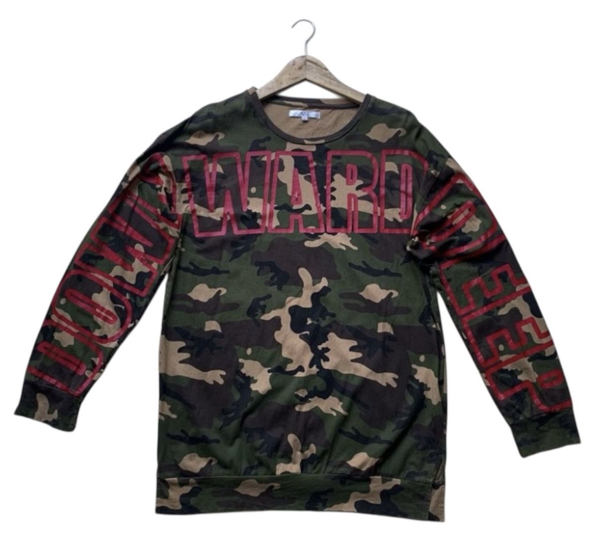 In The Attic In the attic down ward deep camouflage Size US L / EU 52-54 / 3 - 1 Thumbnail