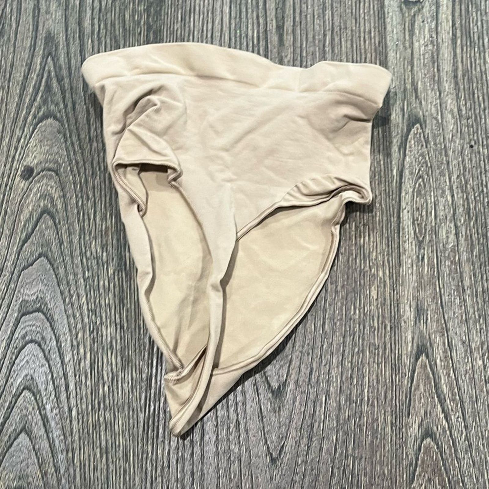SKIMS NWOT Skims Seamless Sculpt Mid Waist Thong Brief Shapewear M Size ONE SIZE - 3 Thumbnail