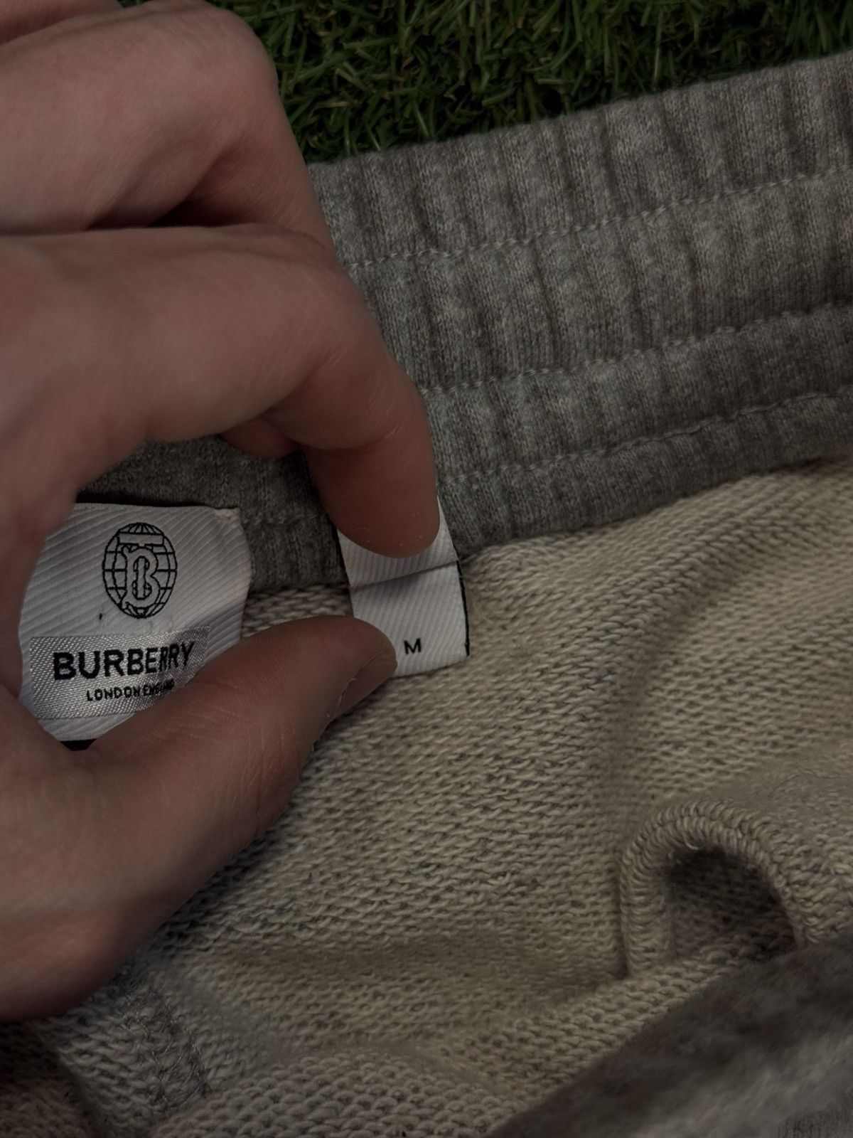 Burberry Burberry Sweatpants Size Medium Pre Owned 🧼 Size US 31 - 10 Thumbnail