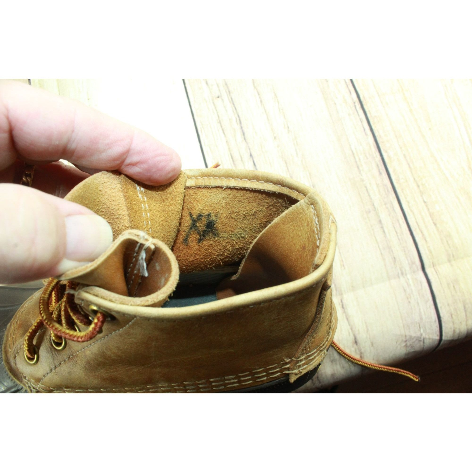 L.L. Bean LL Bean Women’s Leather Duck Boots Unlined Size 7 Narrow Size US 7 / IT 37 - 8 Thumbnail
