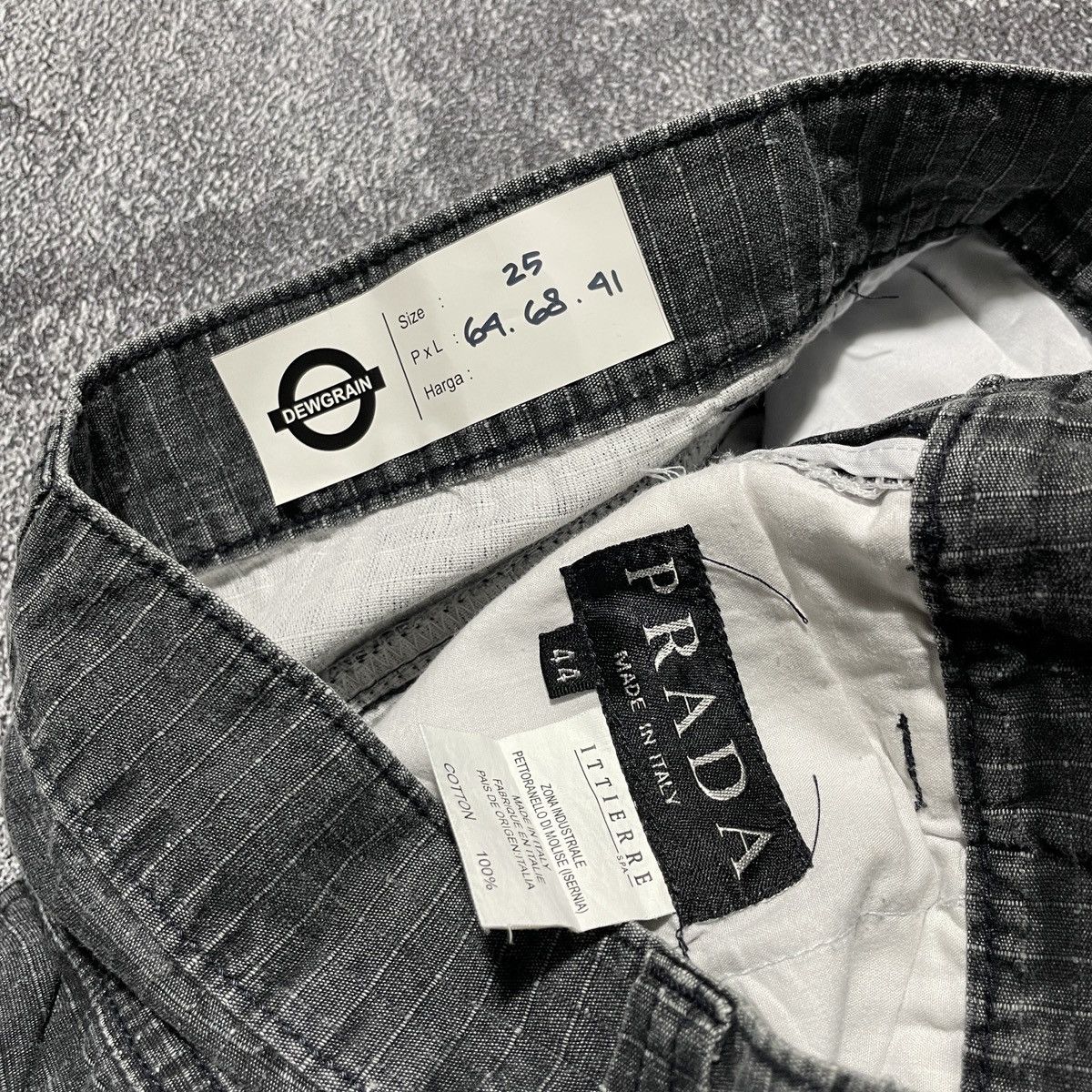 Dior × Fendi × Prada Vintage Short Pants Prada Size 27" / US 4 / IT 40 - 3 Thumbnail