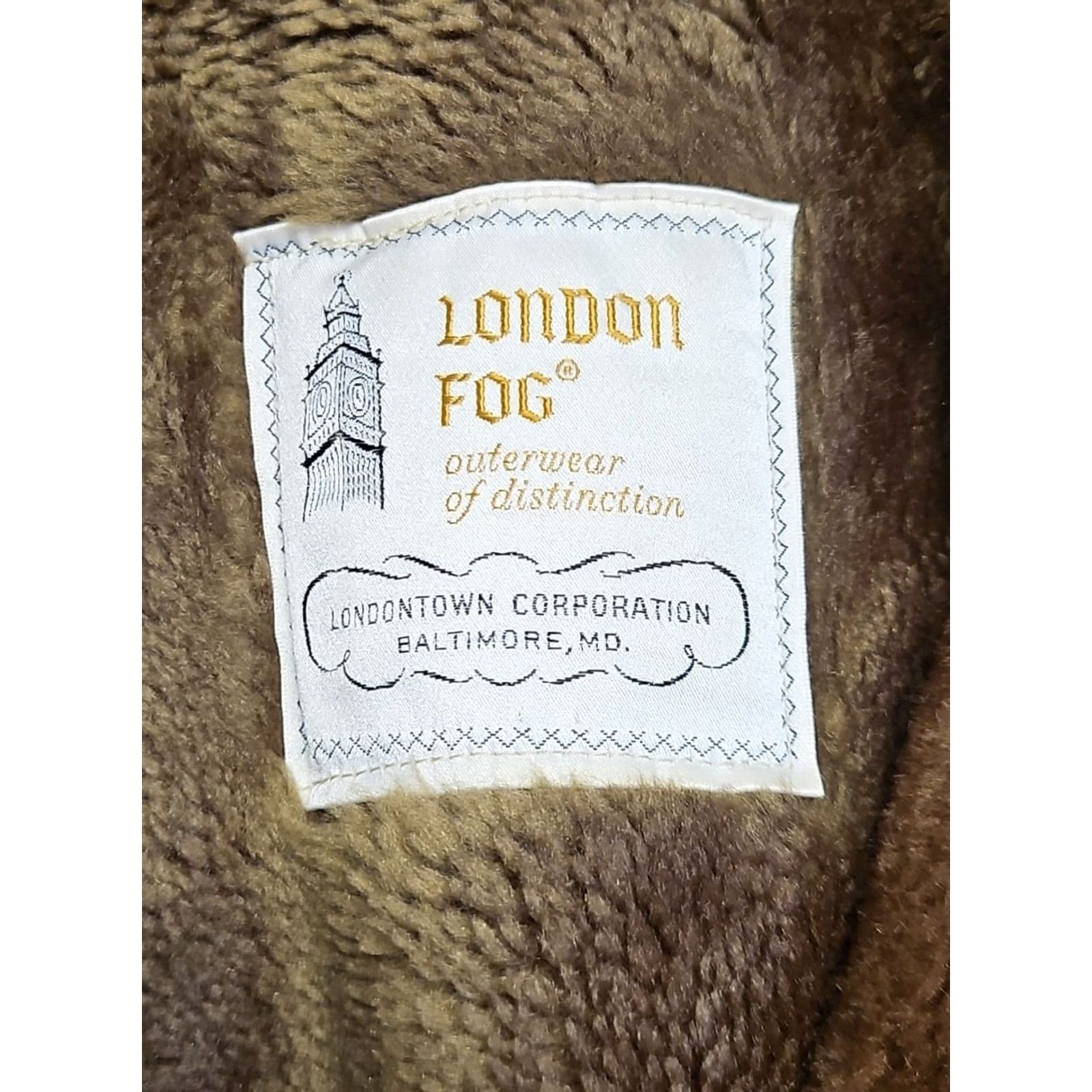 London Fog VINTAGE London Fog Mens Trench Coat Overcoat Tan Car Coat Faux Fur Collar Pile Lined Long Coat 40R Beige Size US XXS / EU 40 - 6 Thumbnail
