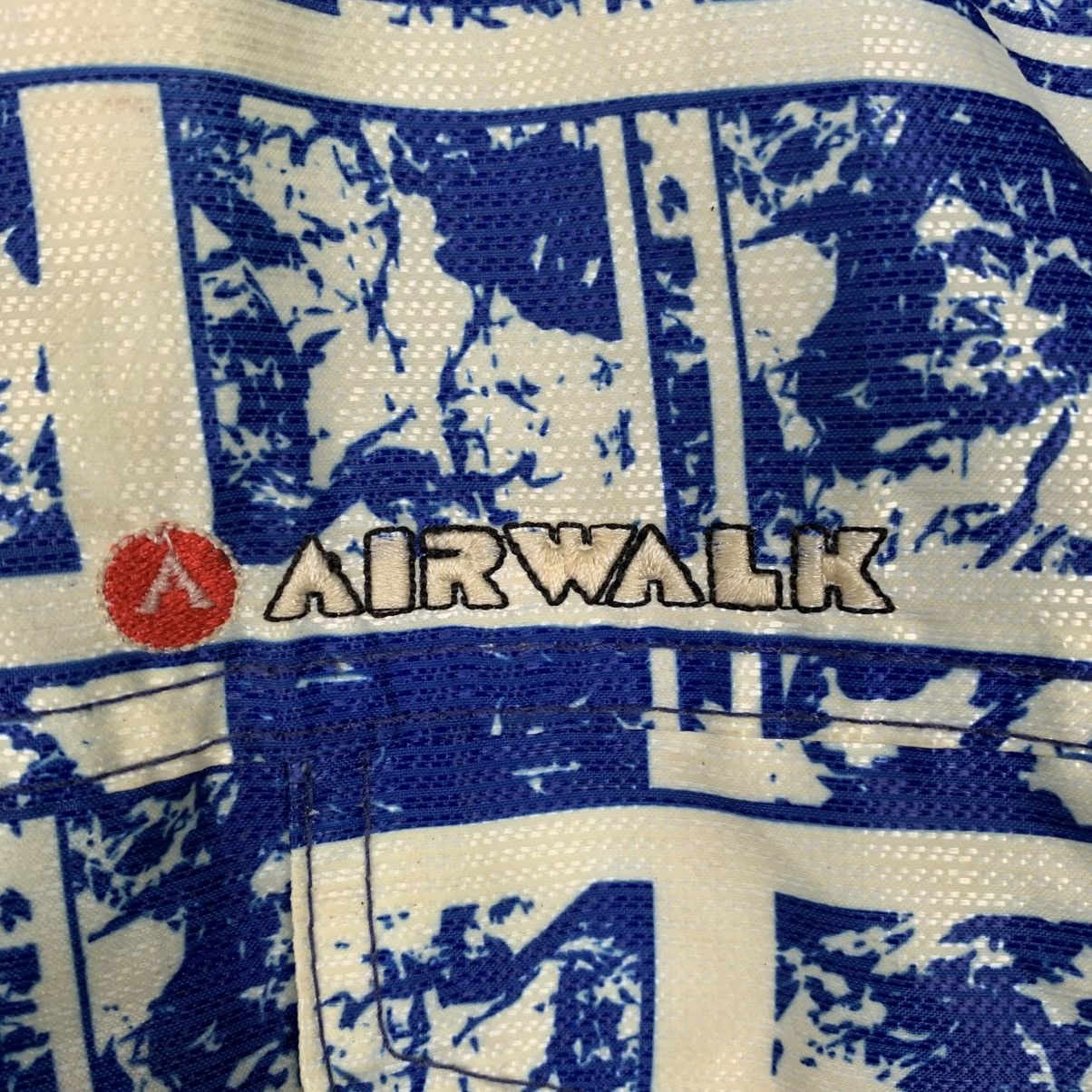 Airwalk Nice Design Airwalk Fullprint Jacket Size US L / EU 52-54 / 3 - 15 Thumbnail
