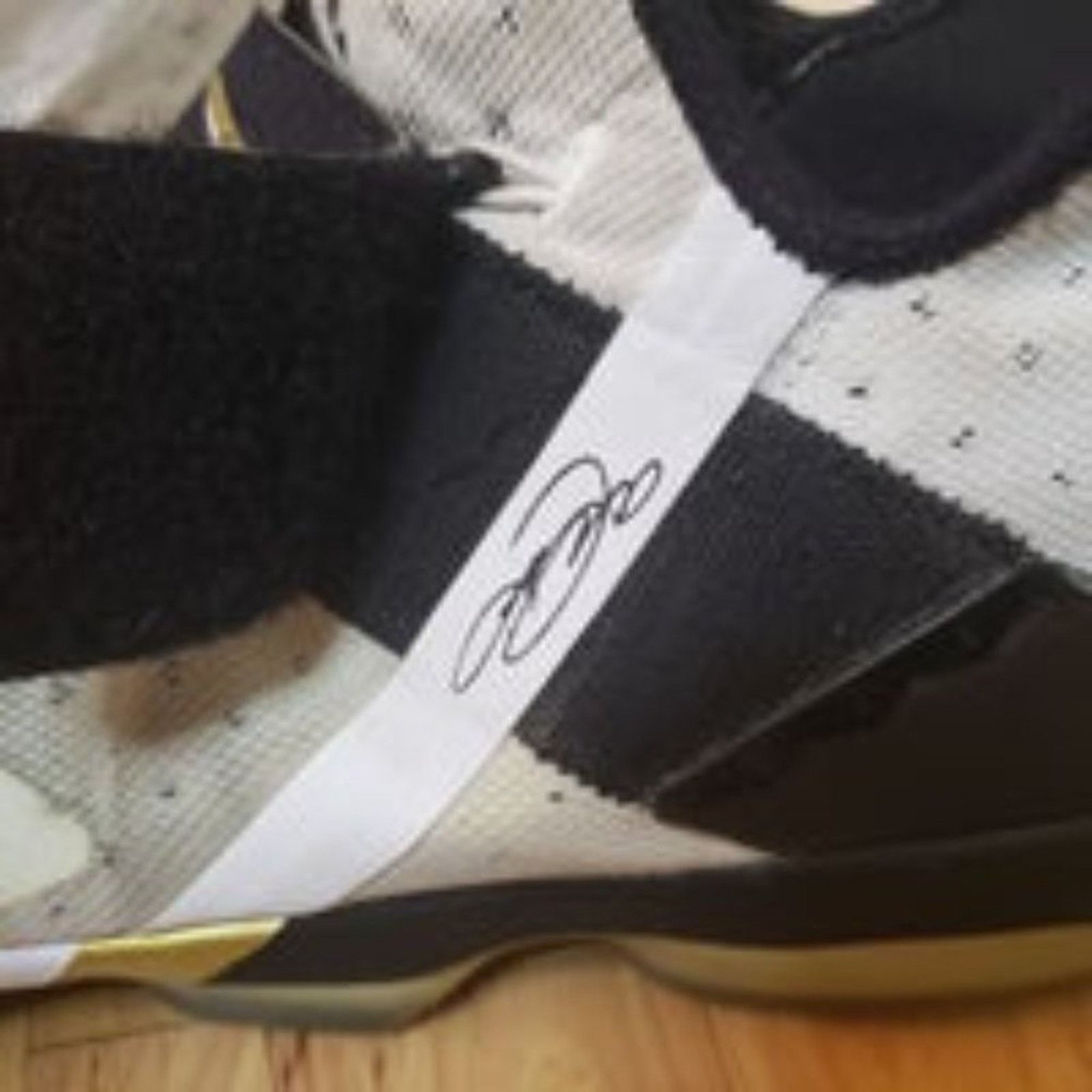 Nike Nike LeBron XIV 860634-100 Sneaker Size US 14 / EU 47 - 12 Thumbnail