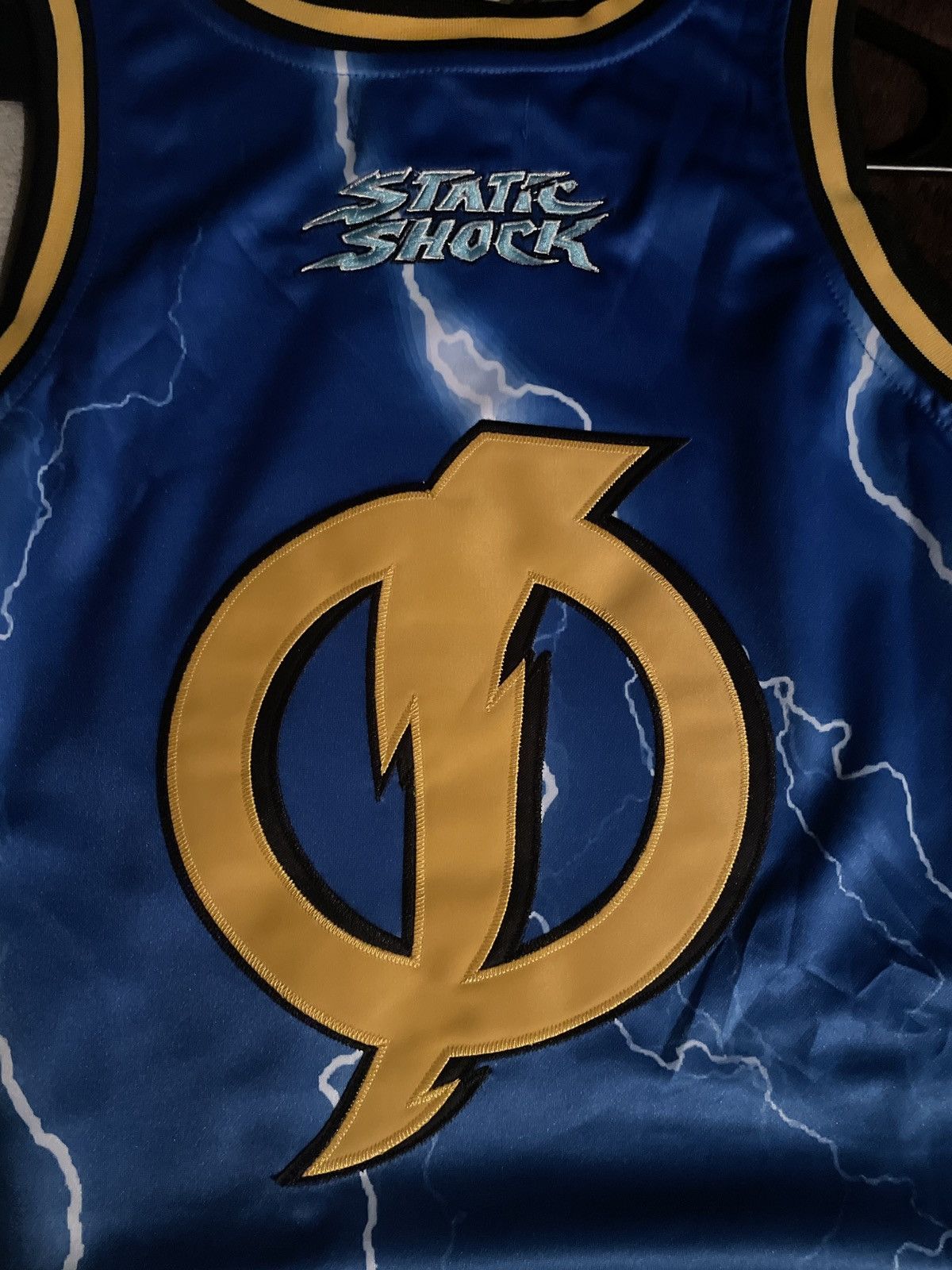 Other Brand new medium Blue Static Shock HGC basketball jersey Size US S / EU 44-46 / 1 - 2 Thumbnail