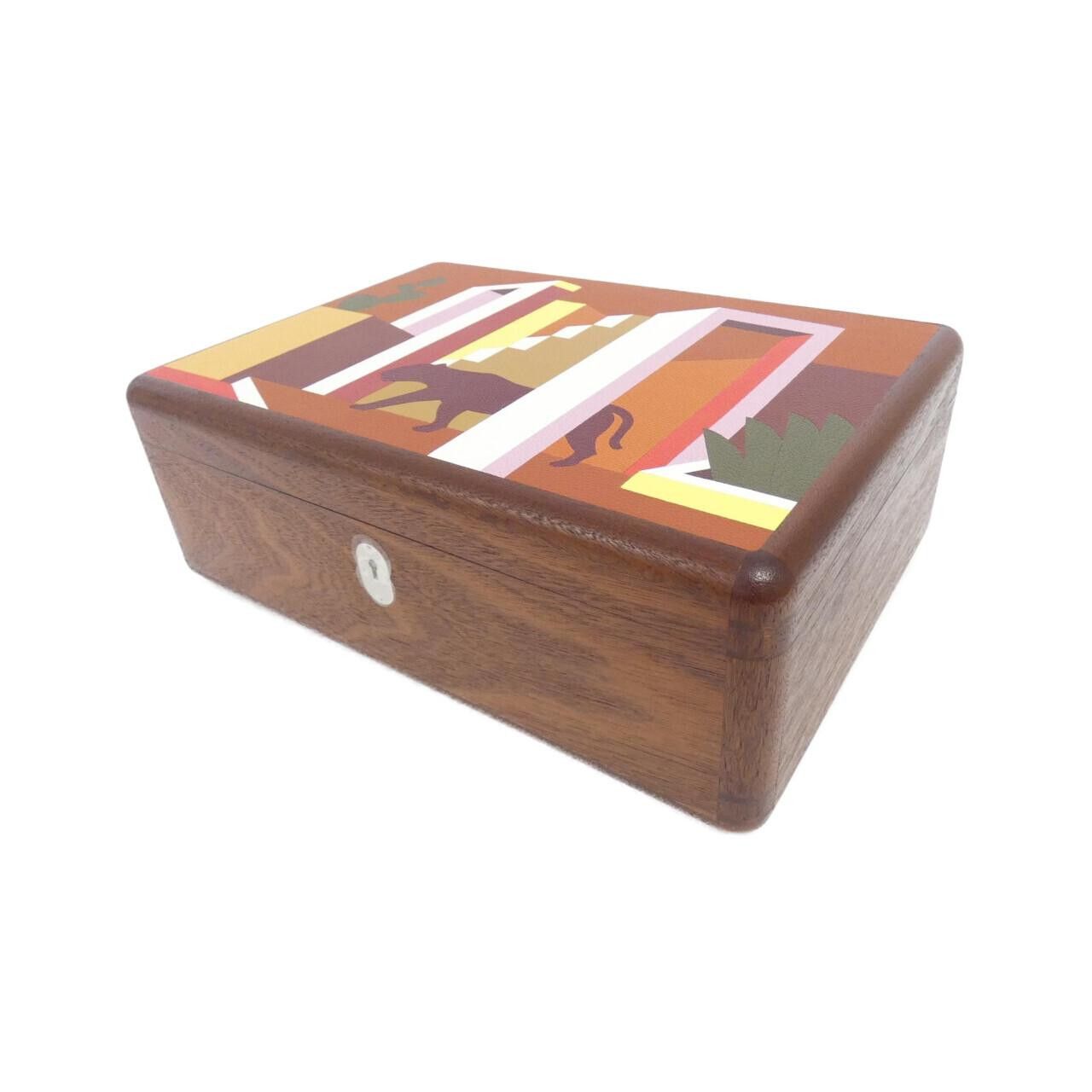 Hermes Hermes Hermès FELIN DANS UN JARDIN MEXICAN Mahogany Wood Evercolor Epsom Chèvre Home Decor Set Plant-based Other Stamp B DUTY FREE for USA Size ONE SIZE - 1 Thumbnail