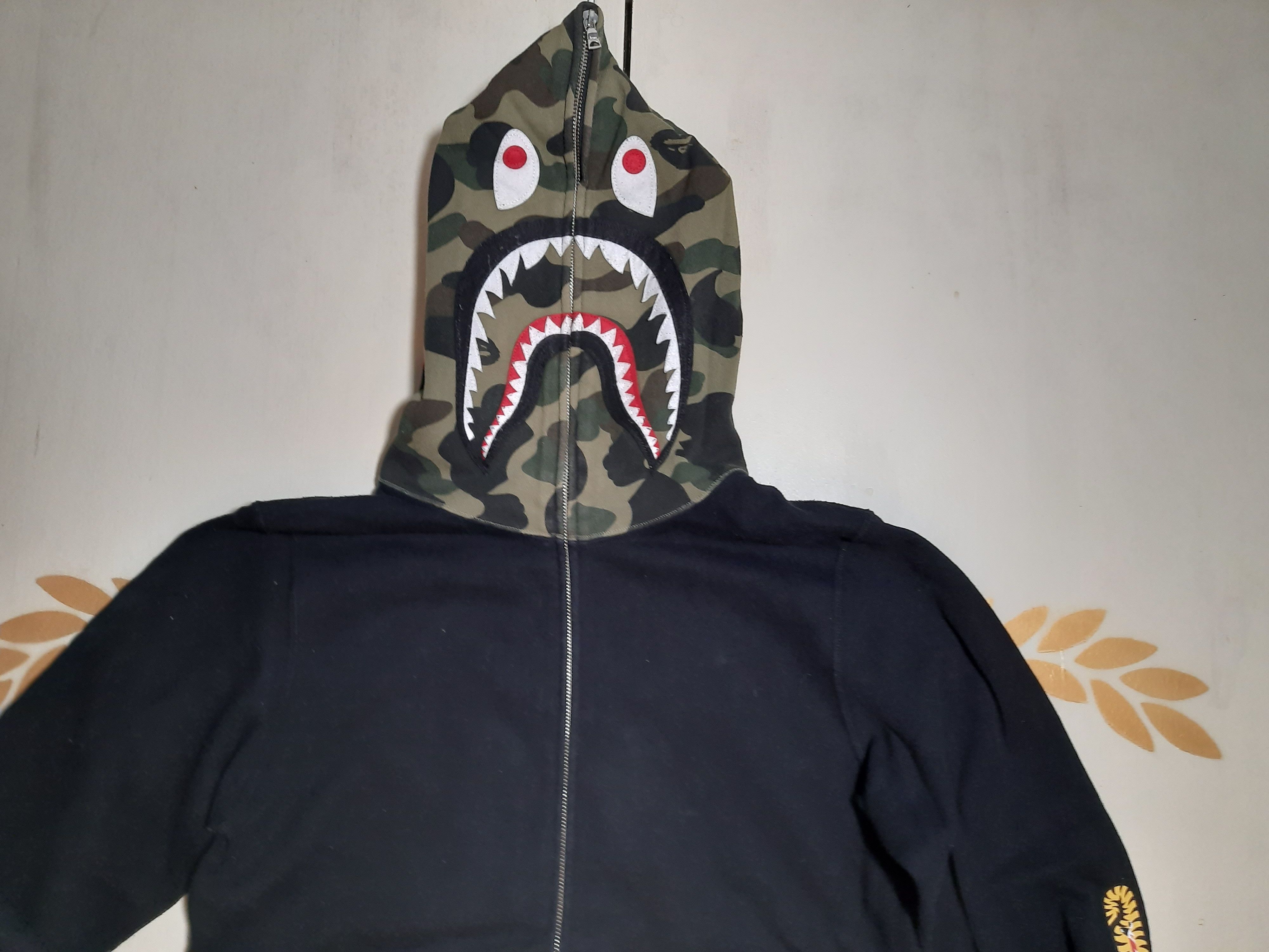 Bape 1st Camo Shark Full Zip Hoodie Size US L / EU 52-54 / 3 - 3 Thumbnail