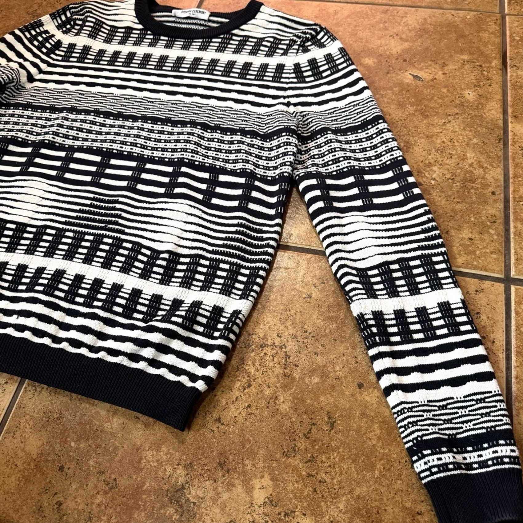 Opening Ceremony OPENING CEREMONY Men's White Striped Knit Sweater Size S Pullover Distressed Black Knit Open Pattern Sweater Mens Size US S / EU 44-46 / 1 - 4 Thumbnail