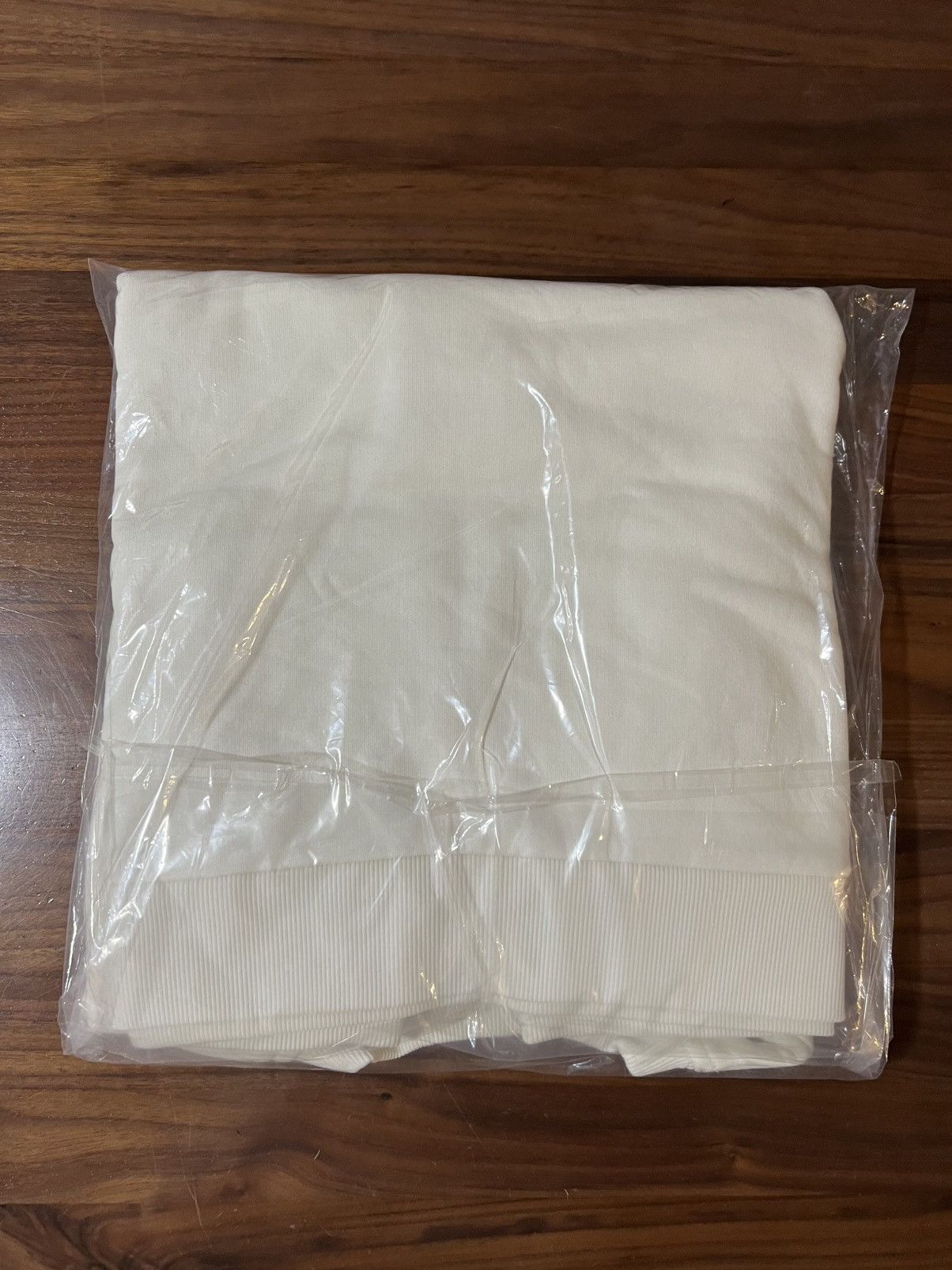 Kith Kith for the NY Knicks Vintage Nelson Crewneck Sandrift XXL Size US XXL / EU 58 / 5 - 8 Thumbnail