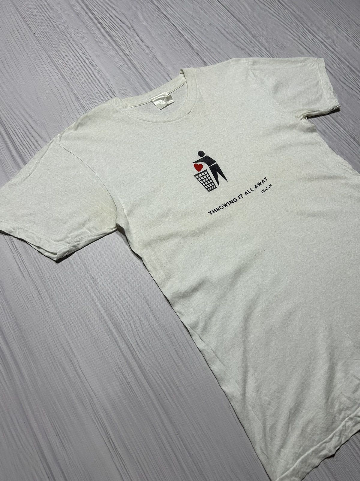 Band Tees Rare! Vintage Genesis Throwing It All Away Song T-Shirt Size US M / EU 48-50 / 2 - 3 Thumbnail