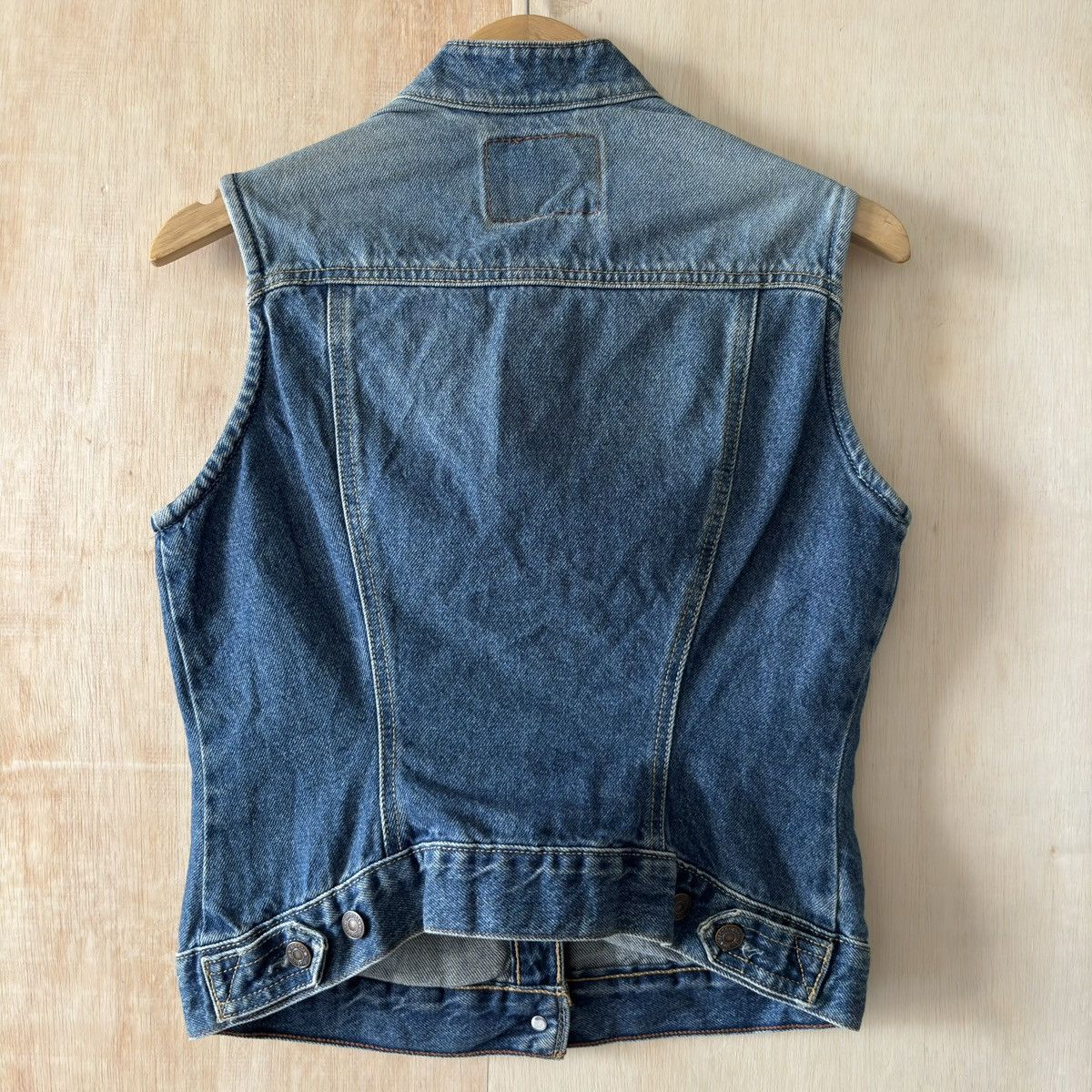 Levi's Vintage Levi's Denim Trucker Women's Vest Size S / US 4 / IT 40 - 4 Thumbnail