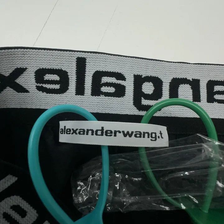 Alexander Wang Alexander Wang Logo Printed Summer Shorts for Women - Size 28" / US 6 / IT 42 - 4 Thumbnail