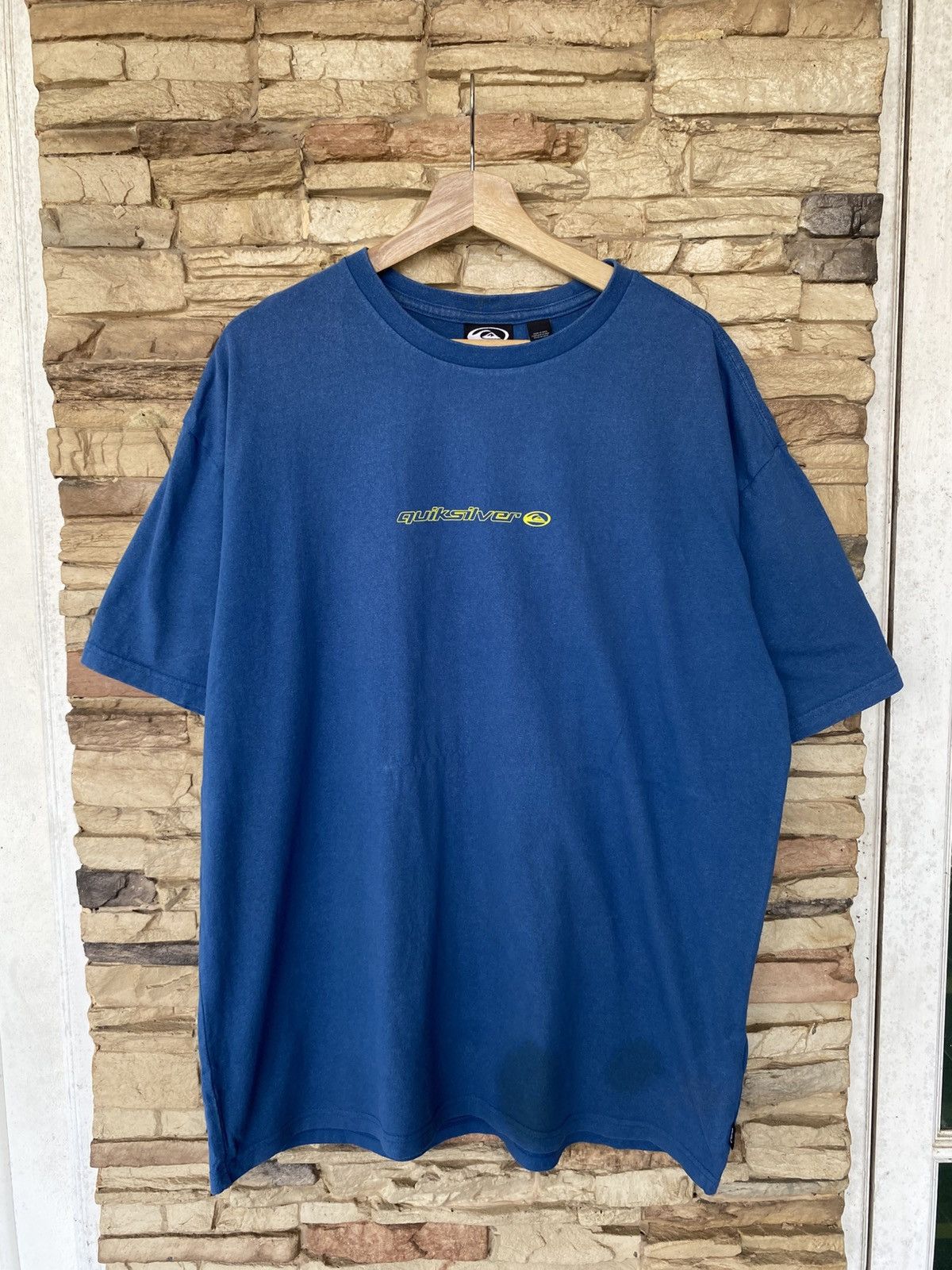 Vintage Quiksilver Backhit Logo Surfing Tees