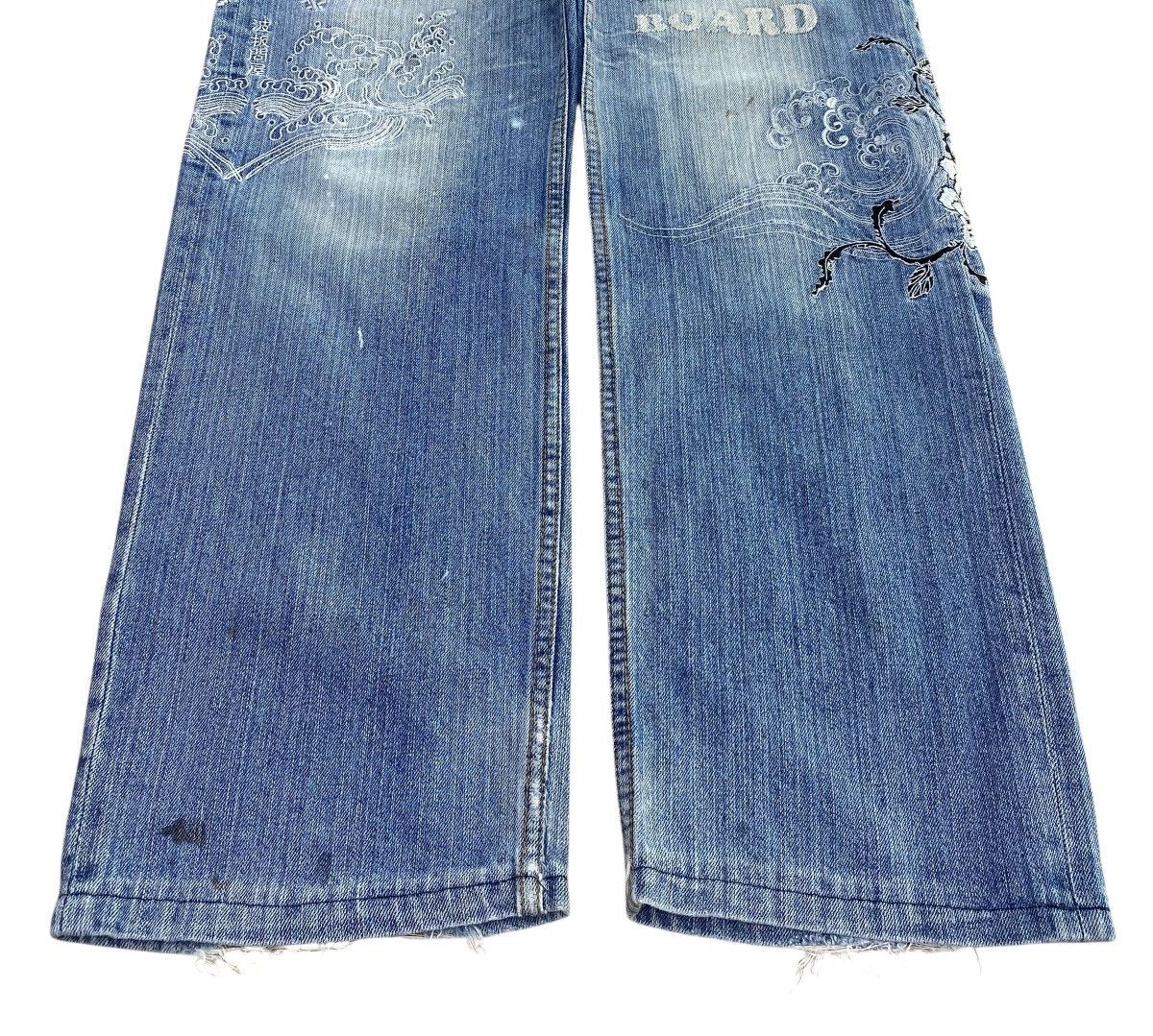 Japanese Brand Japanese Brand Whiskered Faded Blue Wash Straight Leg Jeans Size US 30 / EU 46 - 5 Thumbnail