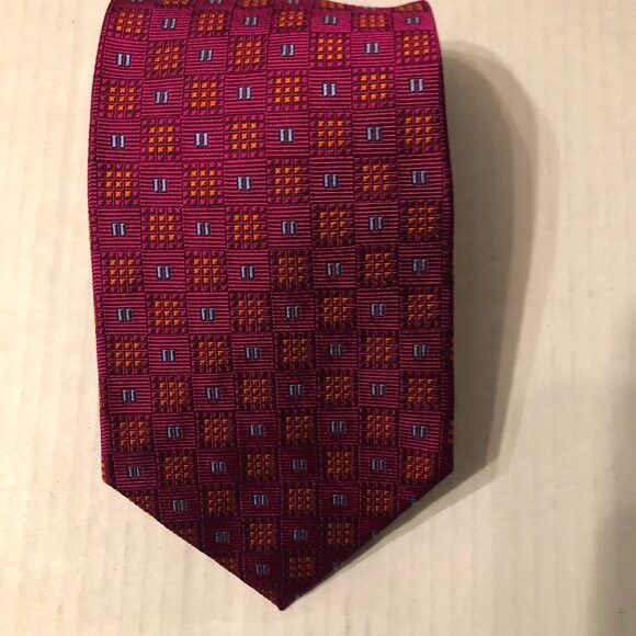Hickey Freeman HICKEY FREEMAN MEN'S NEW CRIMSON 100%SILK TIE 4" X 58 1/4" Size ONE SIZE - 1 Thumbnail