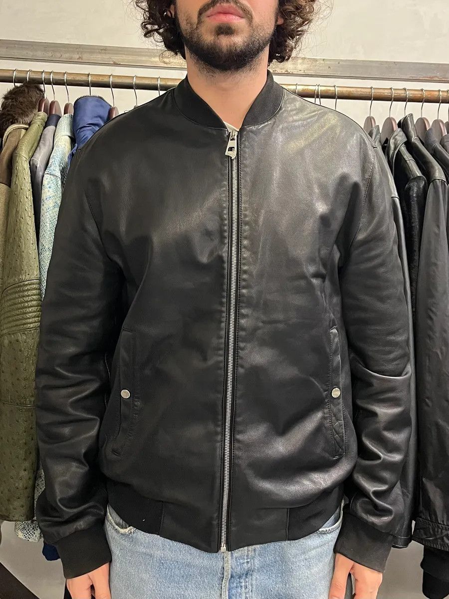 Versace 2000s Versace Black Leather Bomber Jacket Size US M / EU 48-50 / 2 - 2 Thumbnail