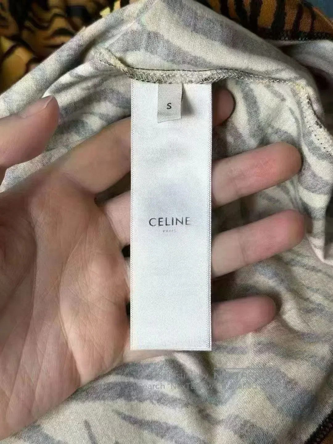 Celine CELINE Tiger-print logo short sleeves| Size US S / EU 44-46 / 1 - 3 Thumbnail