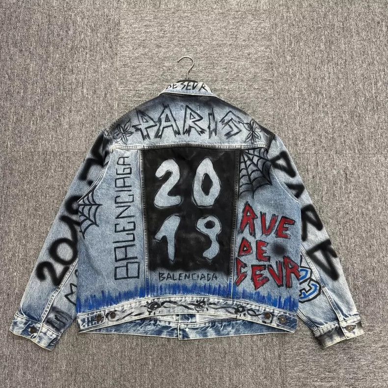 Balenciaga Balenciaga Graffiti Denim Jacket Size US M / EU 48-50 / 2 - 2 Thumbnail
