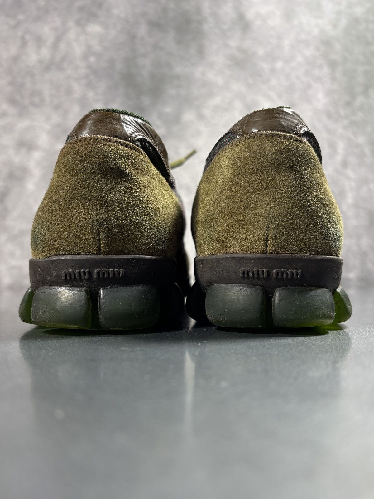Miu Miu F/W 1999 Miu Miu Runway Sneakers Suede Square Toe Green Shoe Size US 7 / IT 37 - 16 Thumbnail