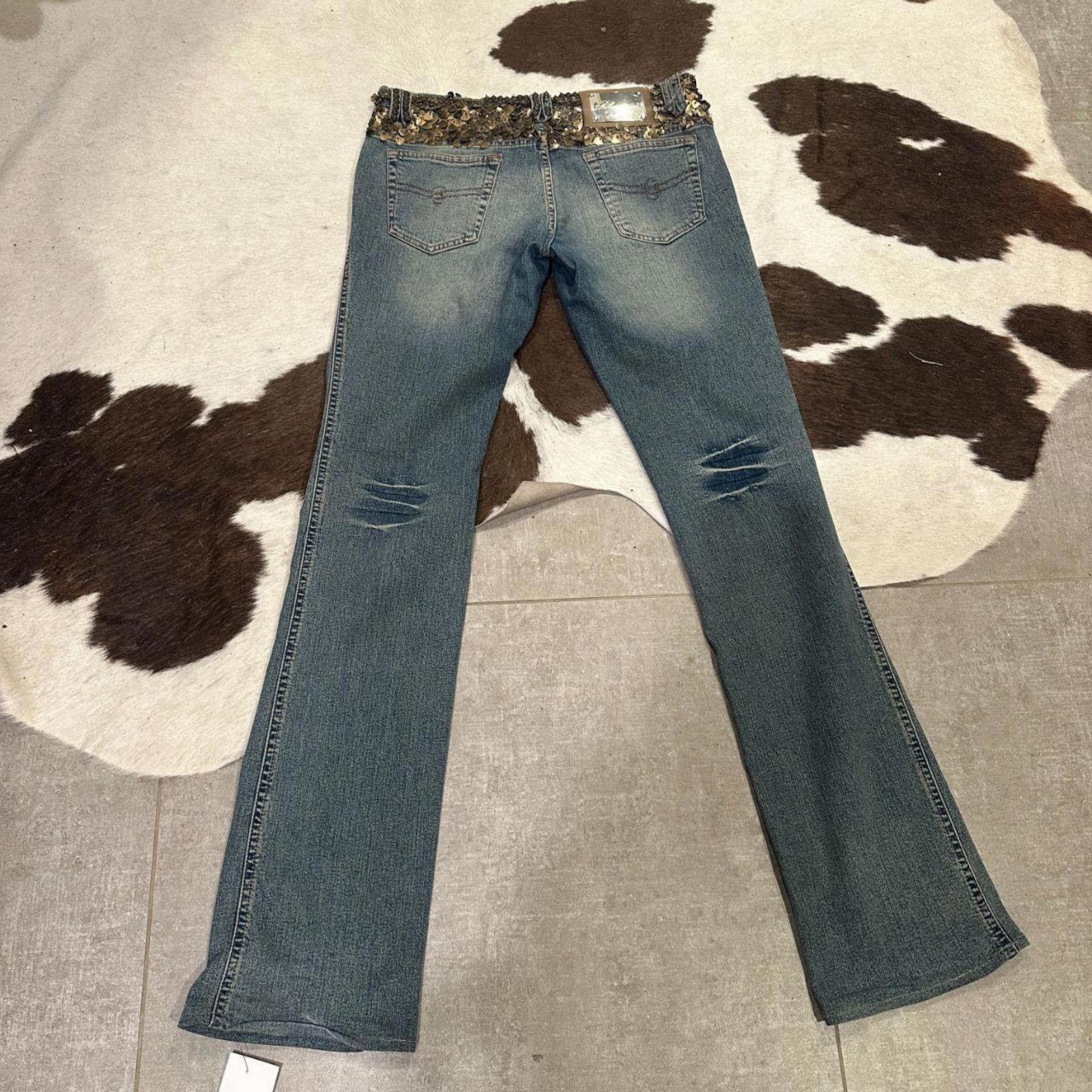 Other Vintage Blumarine Women's Low Rise Embellished Flare Jeans Size 28" / US 6 / IT 42 - 7 Thumbnail