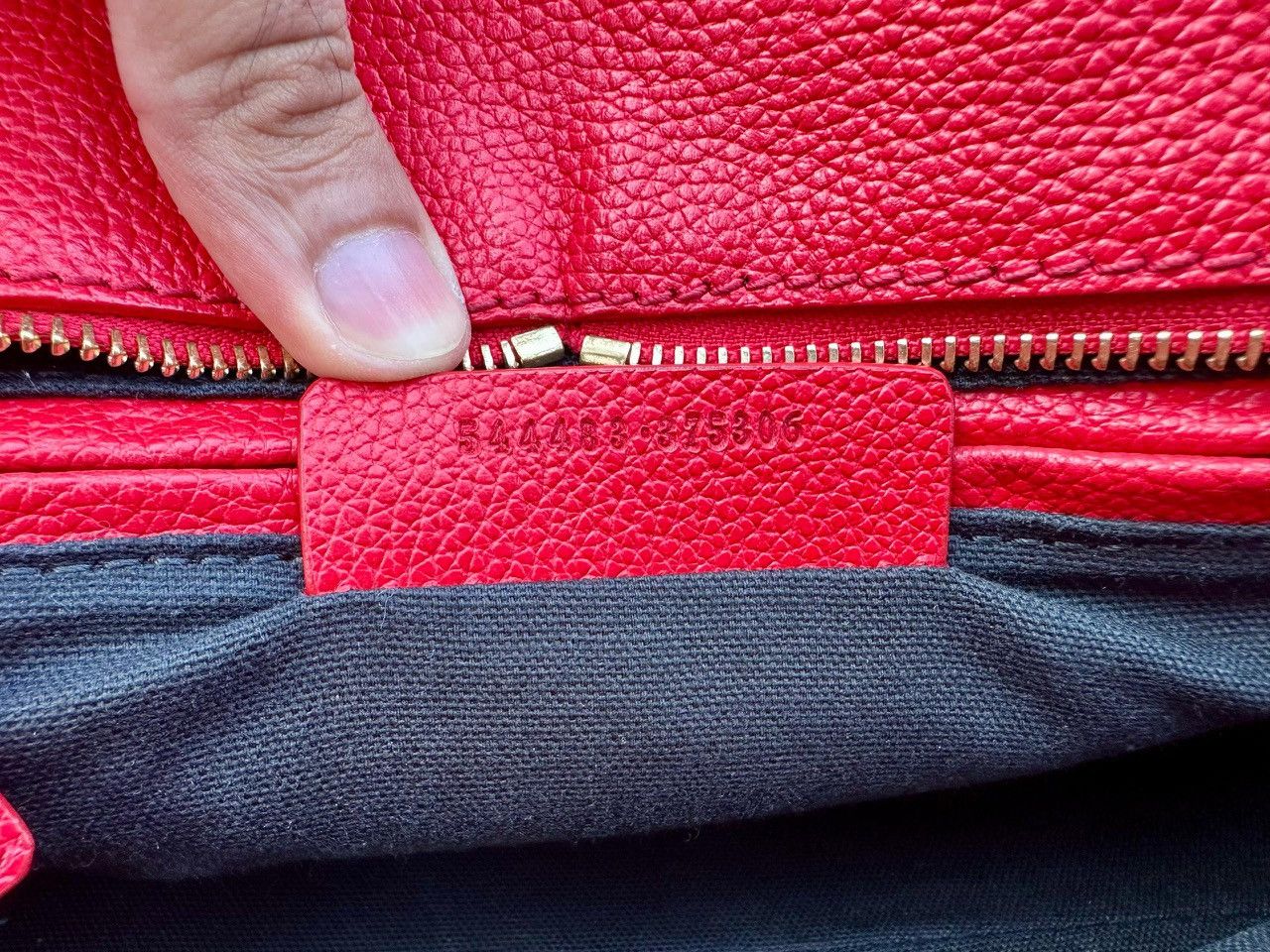 Alexander McQueen Authentic Alexander McQueen Pebbled Leather Tote Bag Size ONE SIZE - 11 Thumbnail