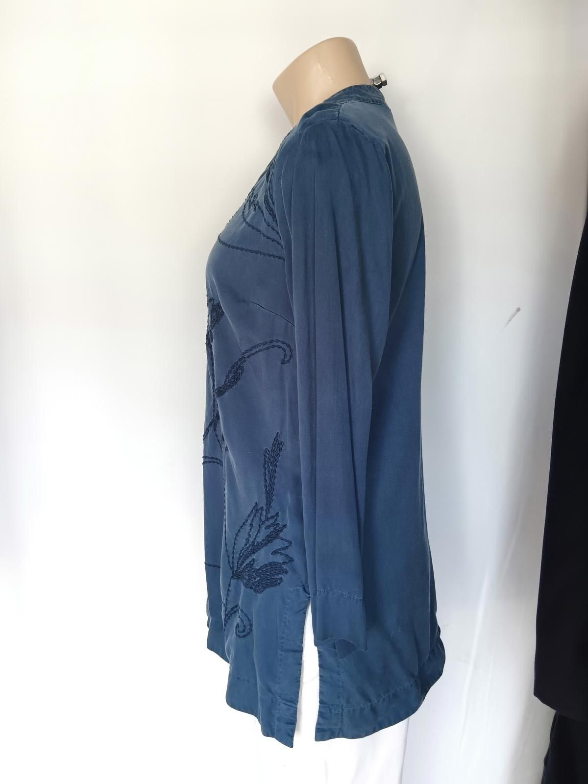 Designer Elegant Blue Floral Embroidered Tunic Size XS / US 0-2 / IT 36-38 - 2 Thumbnail