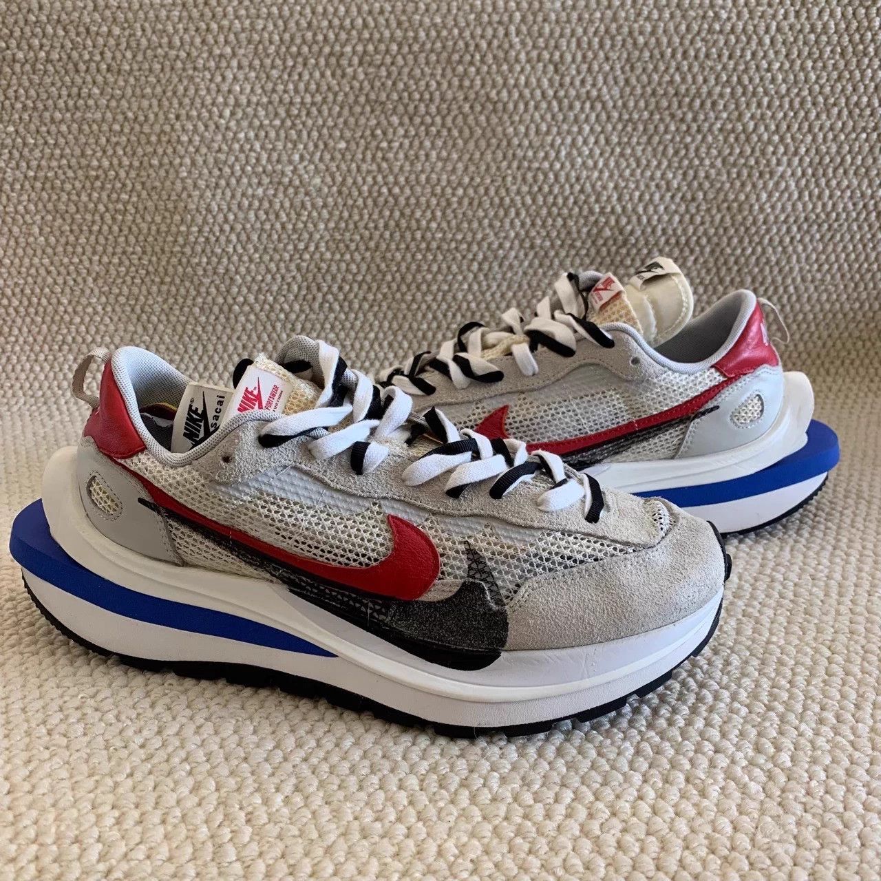 Nike Clearance Sale! Sacai x Nike VaporWaffleLow-top Sport Shoes, Size US 12.5 / EU 45-46 - 3 Thumbnail