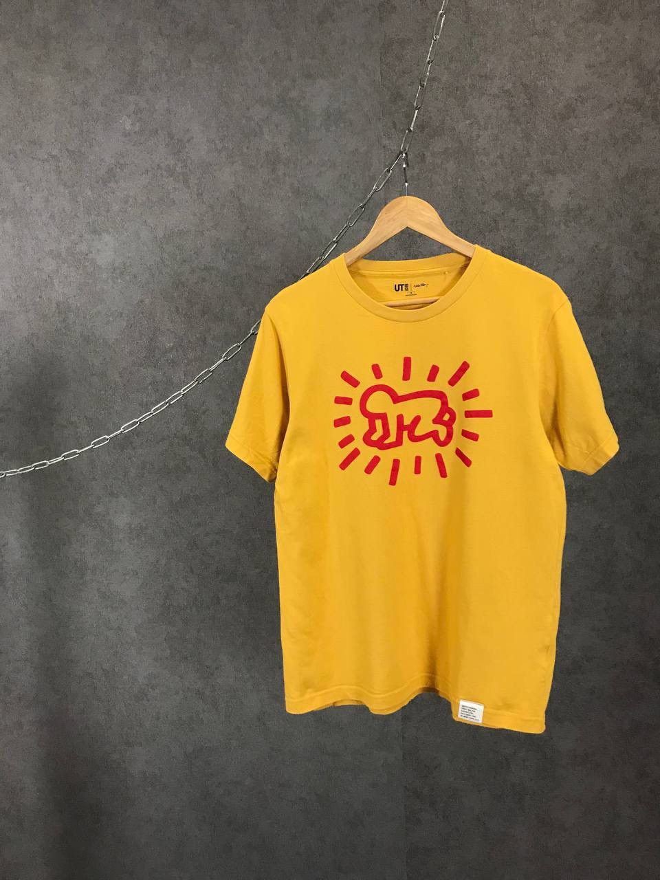 Designer × Keith Haring × Uniqlo Keith Haring x Uniqlo designer big logo tee Size US M / EU 48-50 / 2 - 1 Thumbnail
