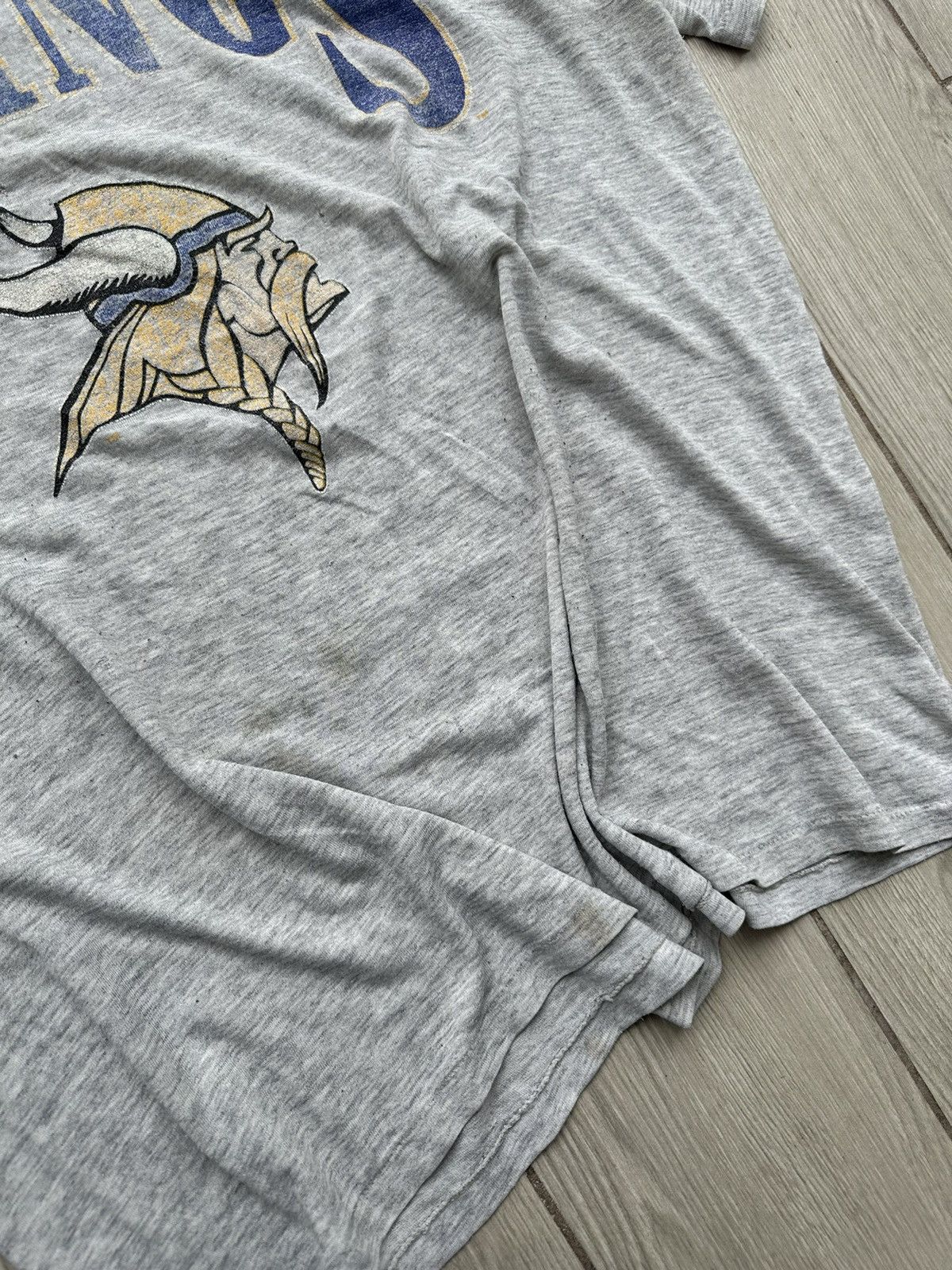 NFL Vintage 90s Minnesota Vikings T Shirt NFL Size US XL / EU 56 / 4 - 6 Thumbnail