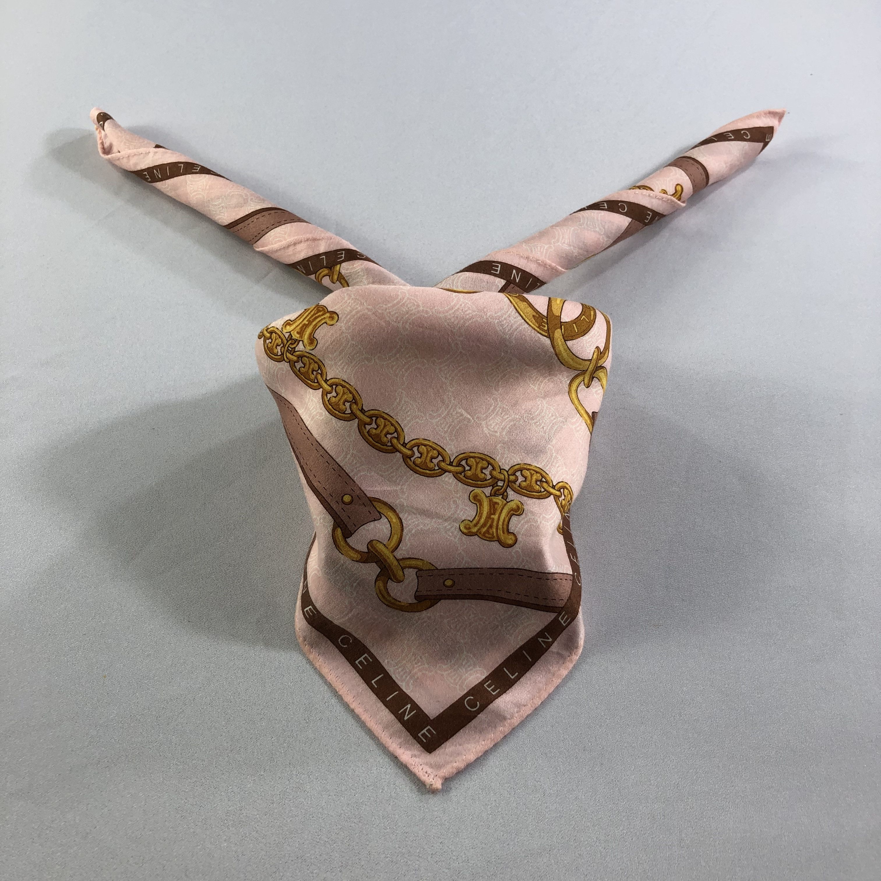 Celine Celine Gold Chains Handkerchief Neckerchief Bandana H1928 Size ONE SIZE - 2 Thumbnail