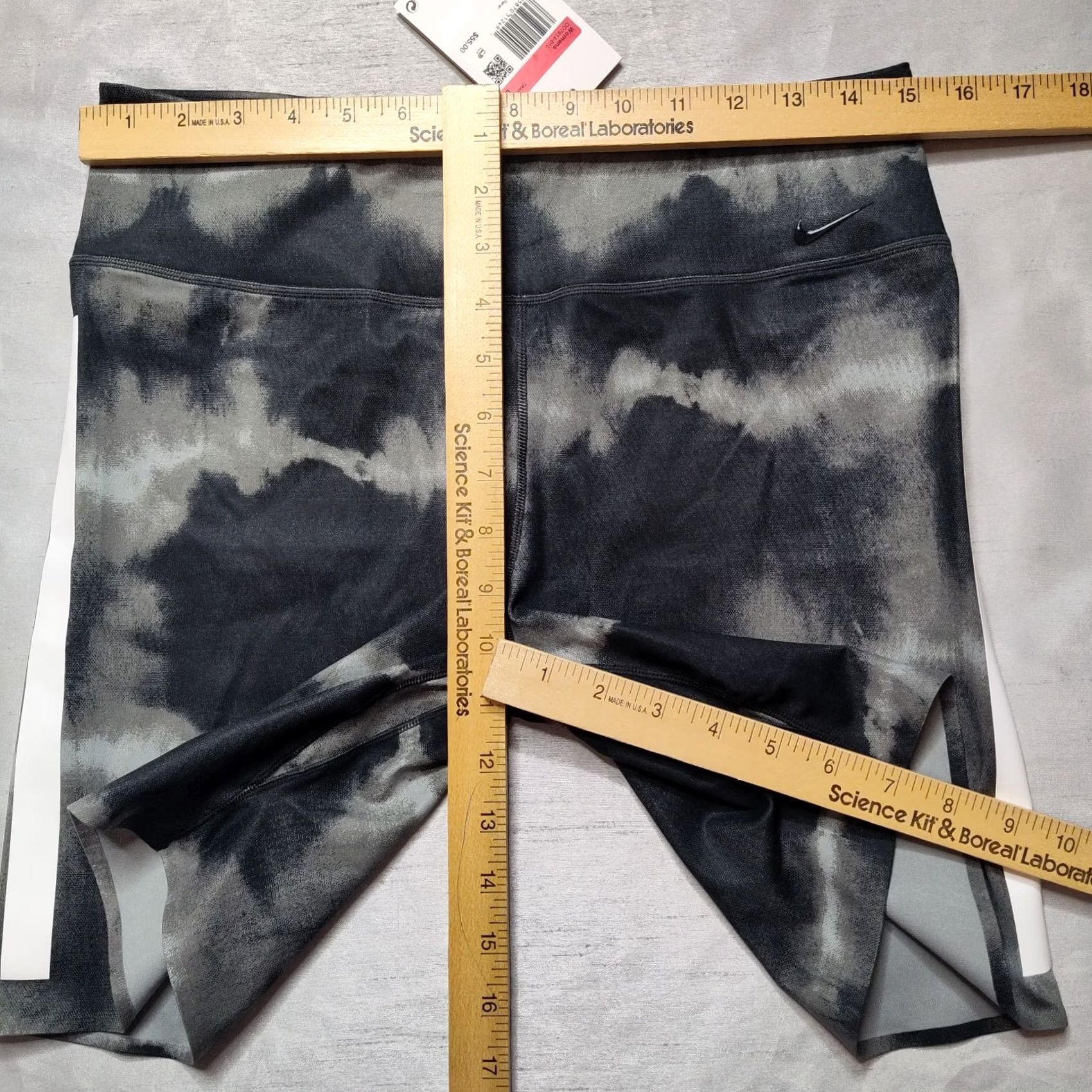 Nike Nike One Luxe DRI-FIT Black Dye Tight Fit 7" Training Shorts Women L NEW Size 36" / US 14 / IT 50 - 6 Thumbnail