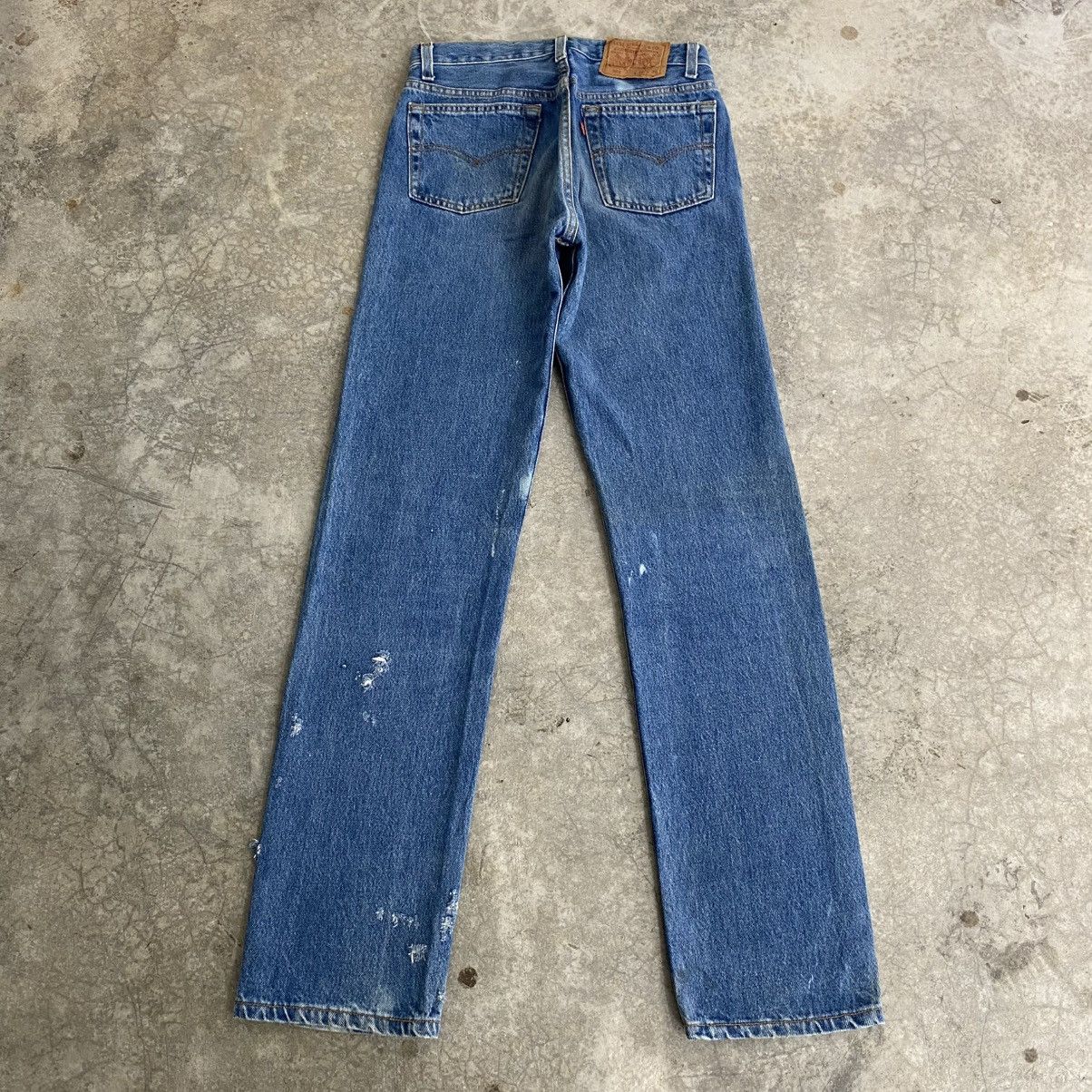 Levi's Size 29x32.5 Vintage 1992 Levis 501 Faded Blue Stained Jeans Size US 29 - 10 Thumbnail