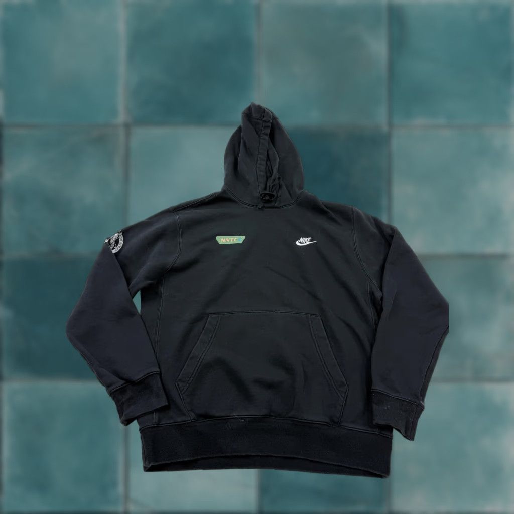 Nike Nike Hoodie Mens M Black Pullover Sweatshirt Graphic Print NNTC Trail Club No Name Nike Swoosh Front Kangaroo Pocket Fleece Size US M / EU 48-50 / 2 - 1 Thumbnail