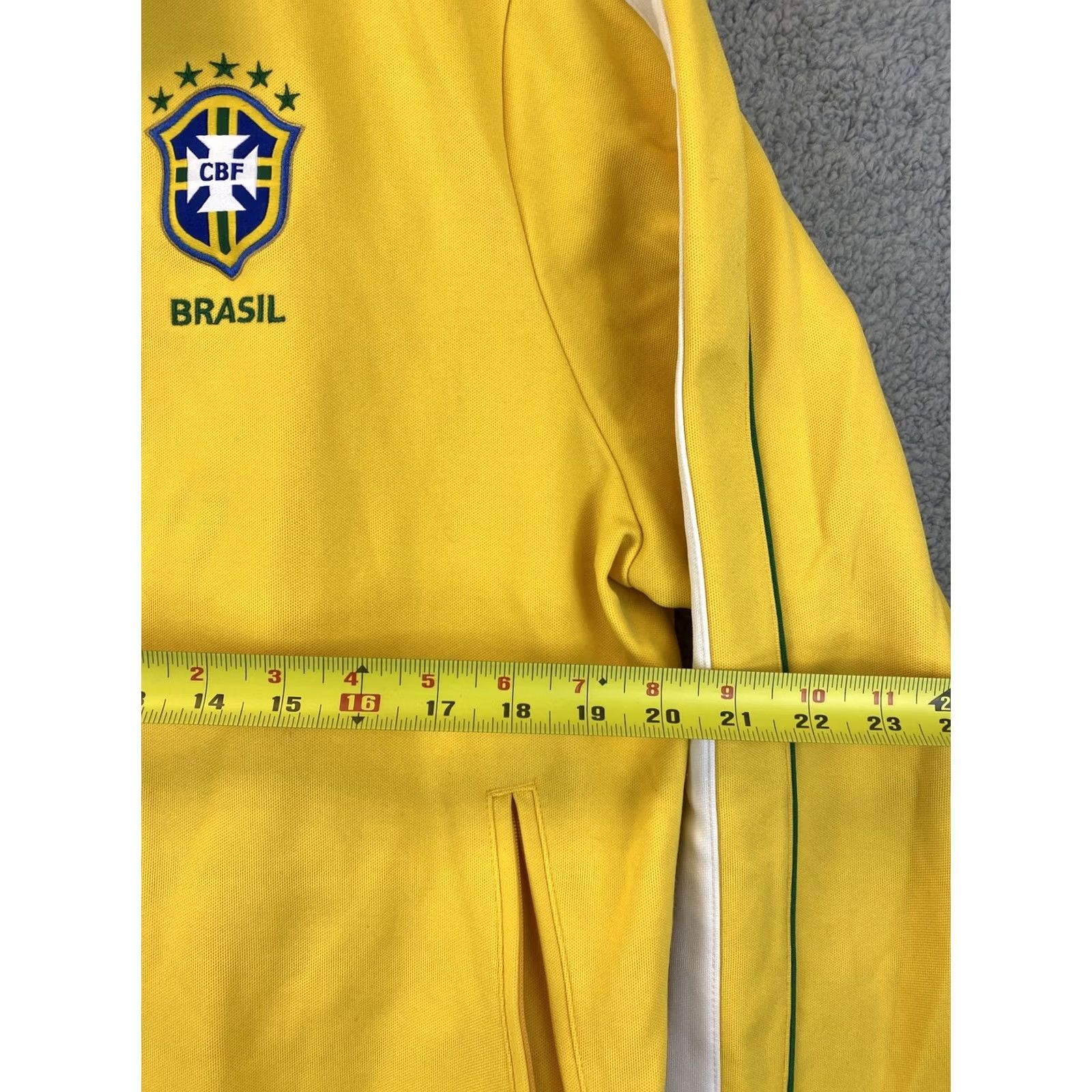 Nike VINTAGE Nike Jacket Sweater Men’s XL Yellow Brazil Soccer Team Track / 33-41 Size US XL / EU 56 / 4 - 5 Thumbnail