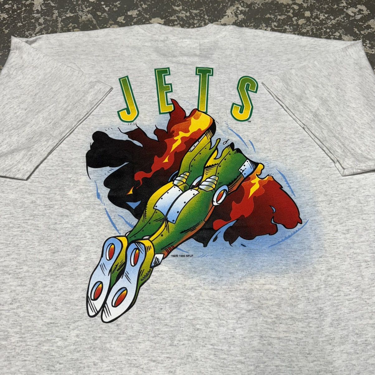 Other Vintage New York Jets Robot SuperHero NFL 1995 Tshirt Size US XL / EU 56 / 4 - 7 Thumbnail