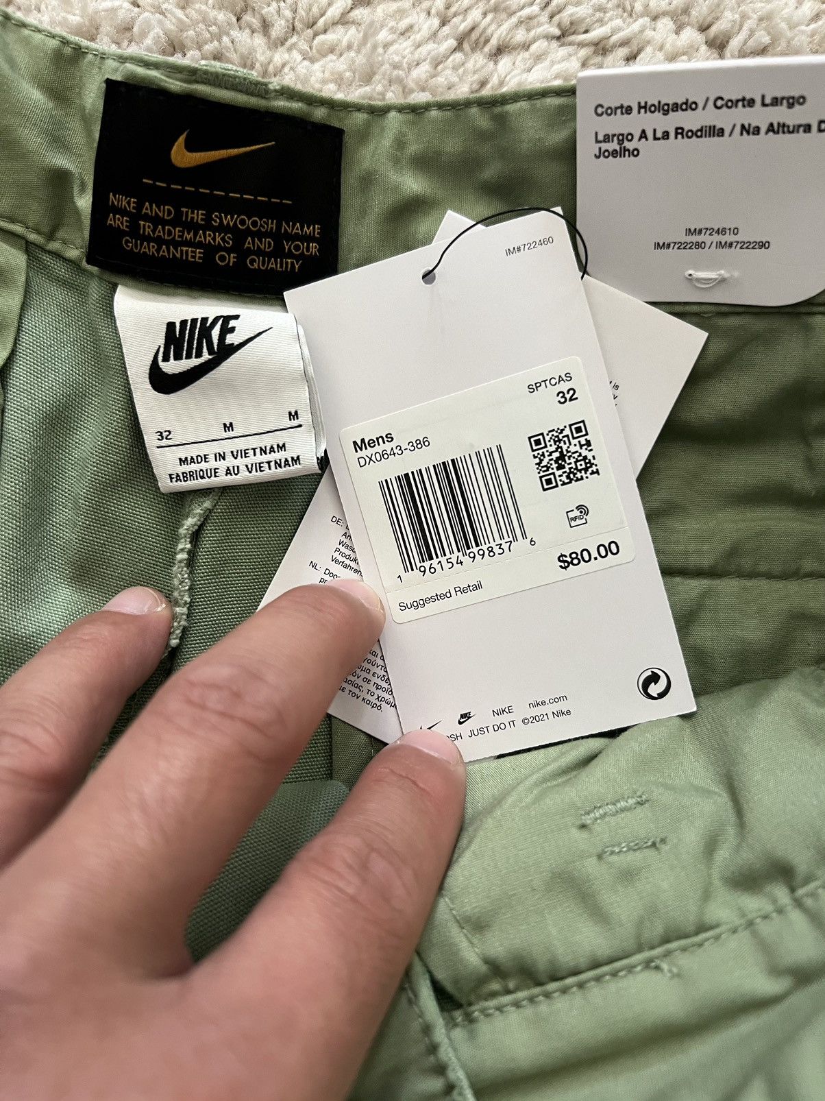Nike Nike Men's Life Pleated Chino Shorts Oil Green/White Size US 32 / EU 48 - 6 Thumbnail