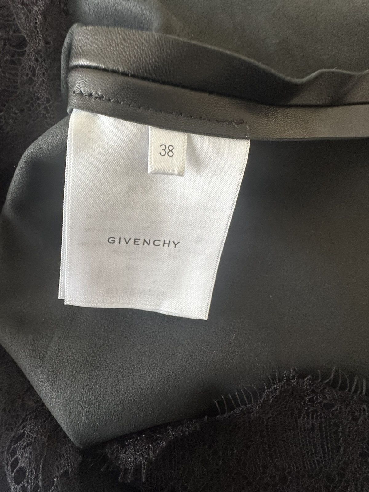 Givenchy Givenchy Chic Black Leather Dress with Lace Hem Size M / US 6-8 / IT 42-44 - 14 Thumbnail