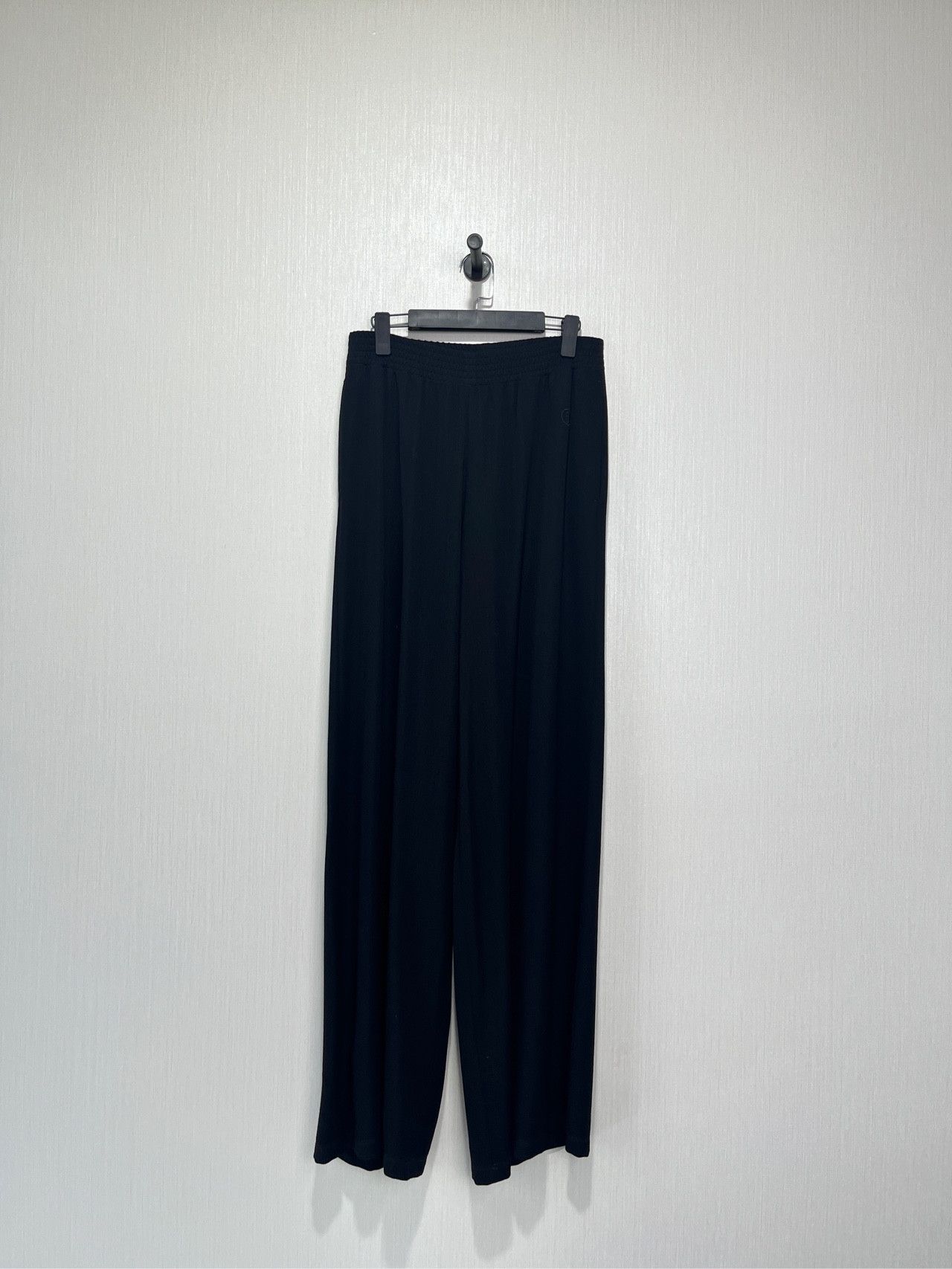 Maison Margiela Maison Margiela Black high-waisted wide-leg trousers 2501-N Size US 26 / EU 42 - 1 Thumbnail