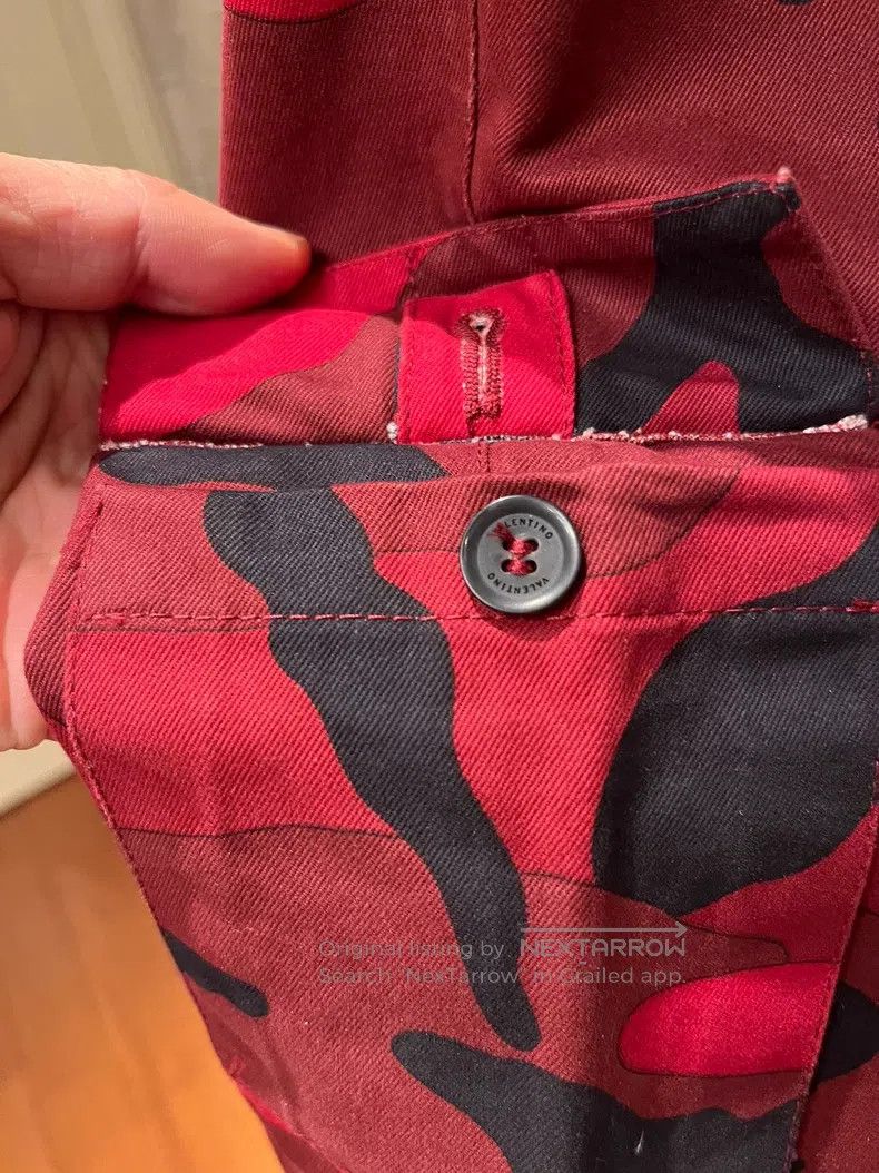 Valentino Valentino Red camouflage multi-pocket cargo slacks Size US 30 / EU 46 - 5 Thumbnail