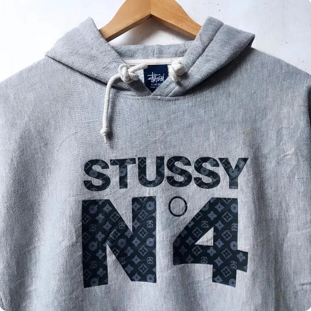 Stussy 🔥Rare🔥90's STUSSY N4 Louis Vuitton Monogram Pullover Size US L / EU 52-54 / 3 - 8 Thumbnail
