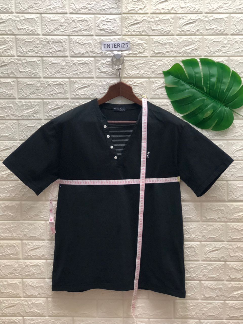 Japanese Brand vintage Drug Store's pig adidas funny shirt Size US M / EU 48-50 / 2 - 3 Thumbnail