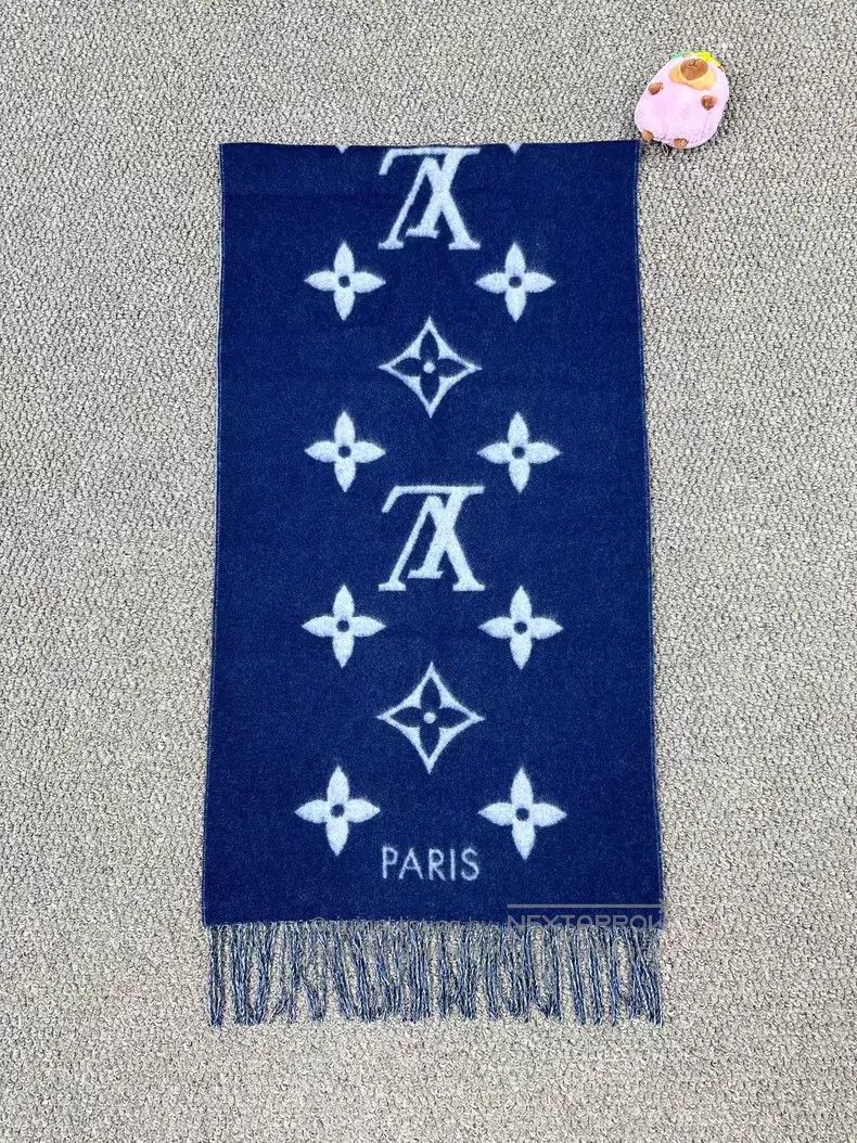 Louis Vuitton Louis Vuitton Blue full logo cashmere fringe scarf Size ONE SIZE - 2 Thumbnail