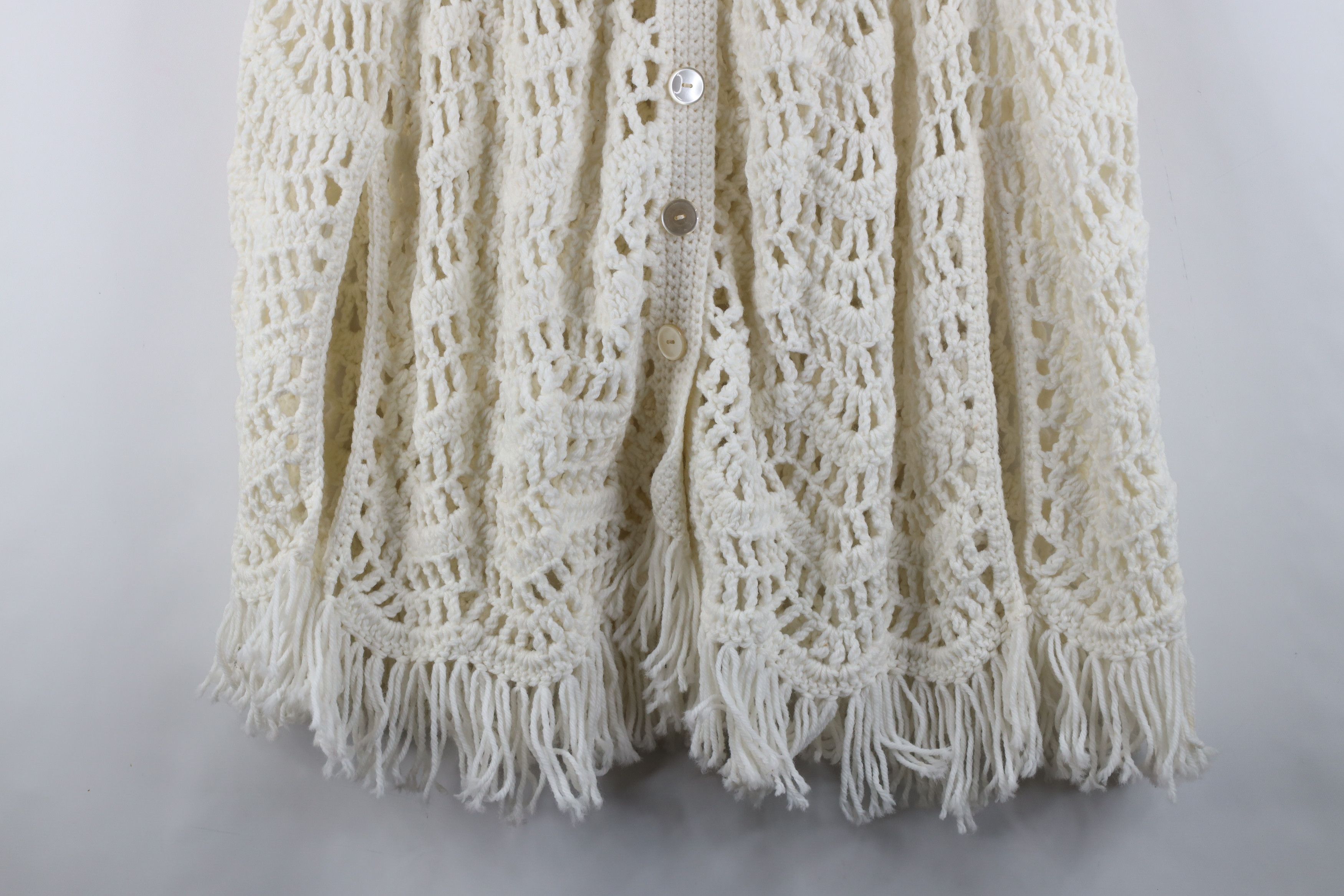 Vintage Vintage 60s 70s Boho Chic Fringe Cardigan Sweater Poncho USA Size ONE SIZE - 3 Thumbnail